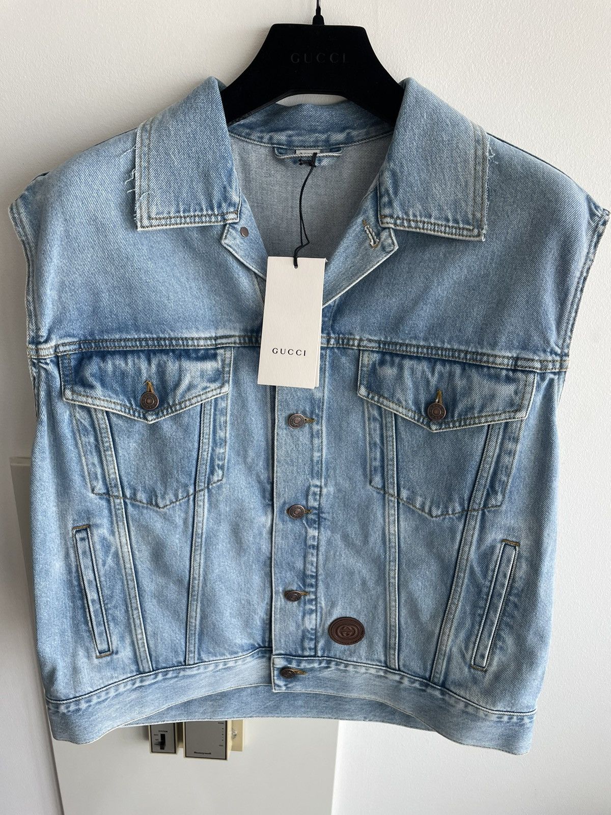 Gucci Rare Limited Brand New Super Runway Distressed Denim Vest Size US XL / EU 56 / 4 - 13 Thumbnail