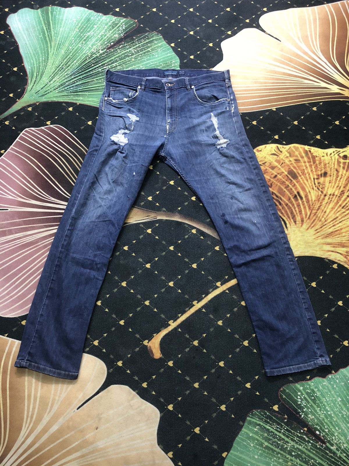 Patagonia Patagonia Distressed Jeans Size US 36 / EU 52 - 2 Thumbnail
