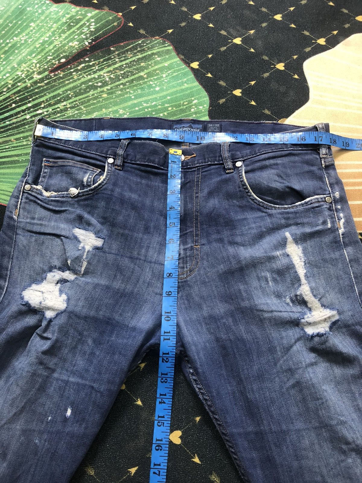 Patagonia Patagonia Distressed Jeans Size US 36 / EU 52 - 8 Thumbnail