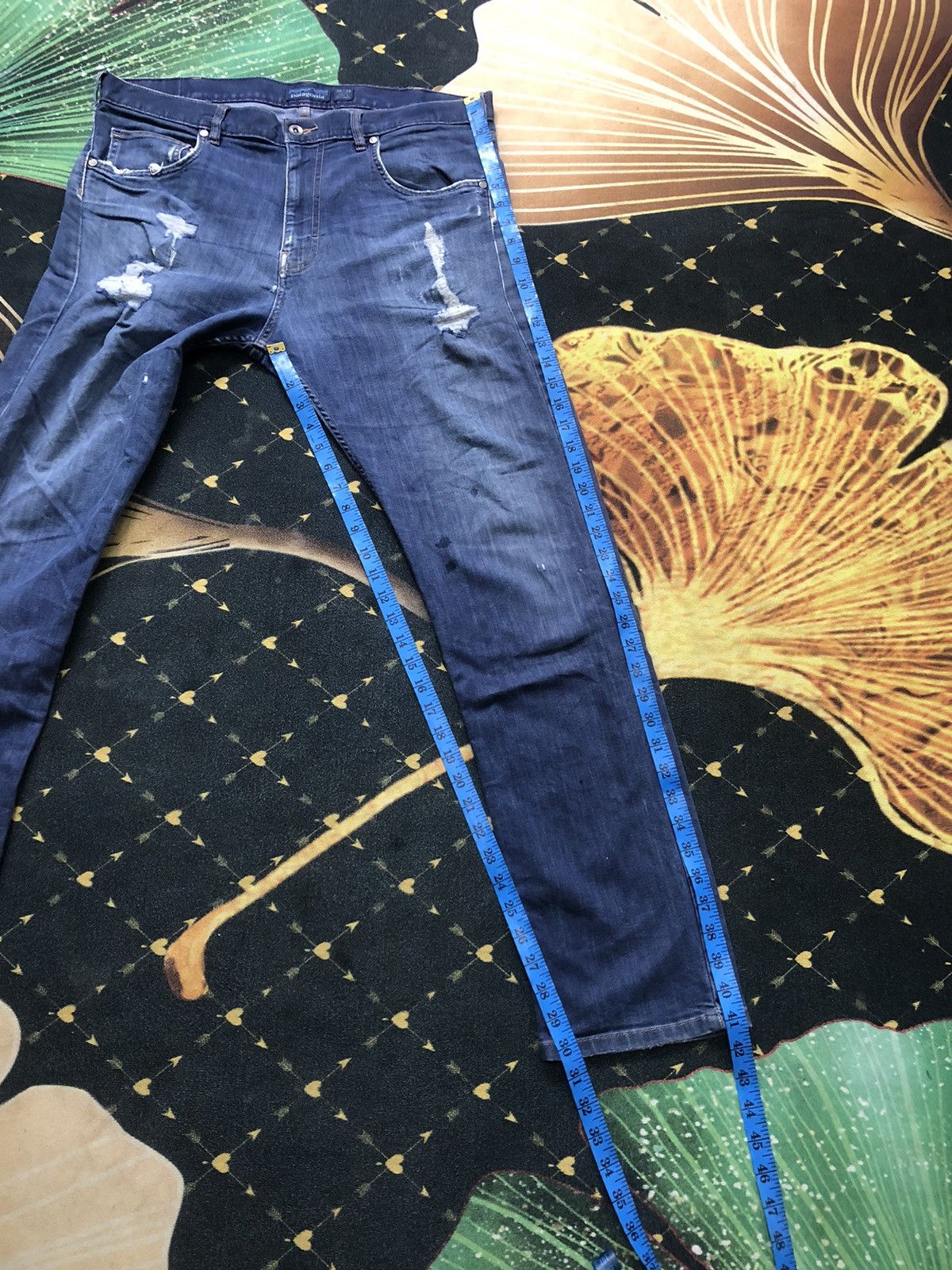 Patagonia Patagonia Distressed Jeans Size US 36 / EU 52 - 9 Thumbnail