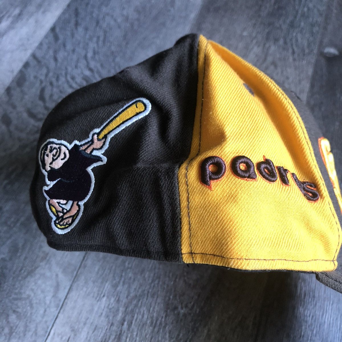 New Era Vintage San Diego Padres Cooperstown Collection Fitted Hat Size ONE SIZE - 3 Thumbnail