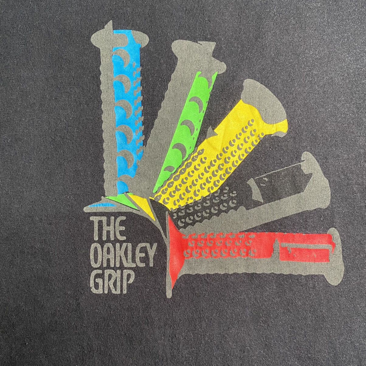 Oakley × Vintage Oakley The Oakley Grip Print Tshirt Size US XL / EU 56 / 4 - 4 Thumbnail