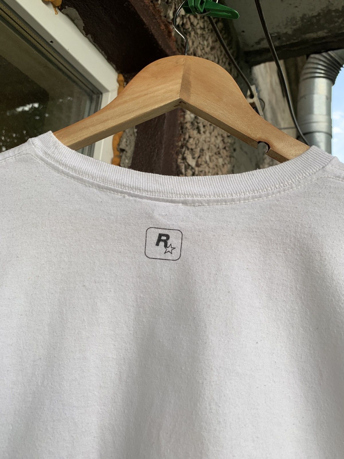 The Game Vintage Max Payne Rockstar Games White T-Shirt Size US M / EU 48-50 / 2 - 9 Thumbnail