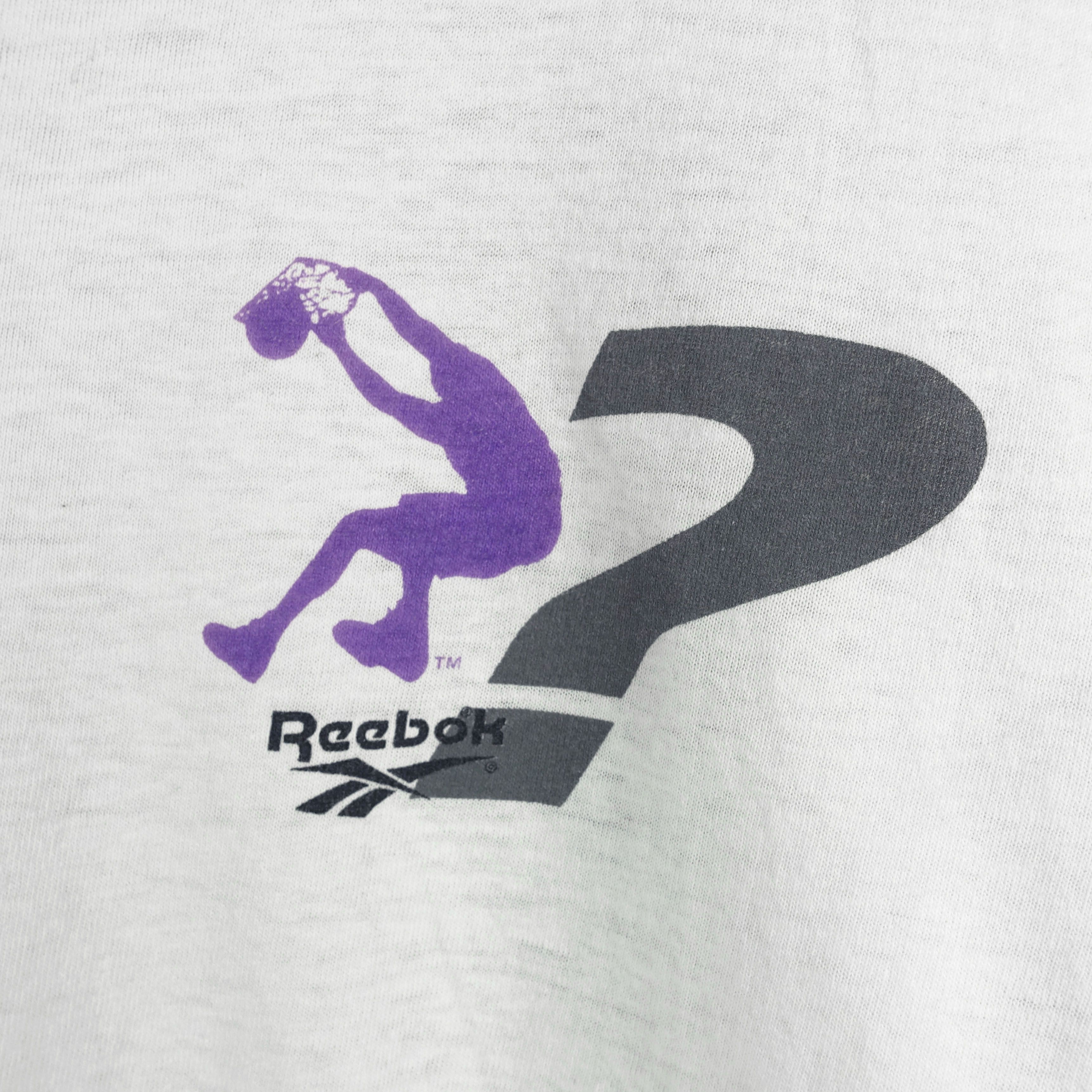 Reebok Vintage Reebok Shaq T-shirt Size US L / EU 52-54 / 3 - 3 Thumbnail