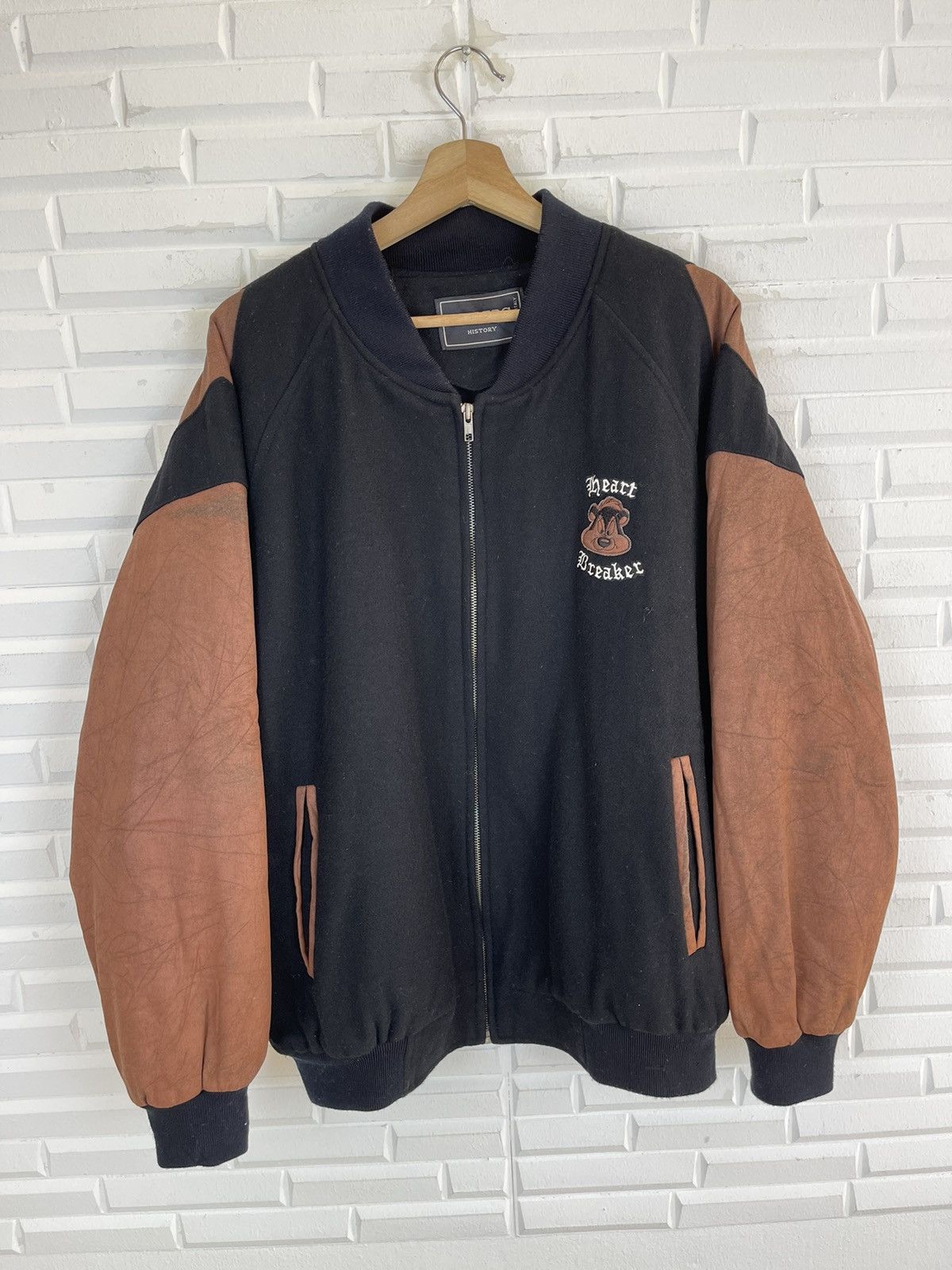 Iceberg 90’s HEART BREAKER By ICEBERG HISTORY VARSITY JACKET Size US M / EU 48-50 / 2 - 4 Thumbnail