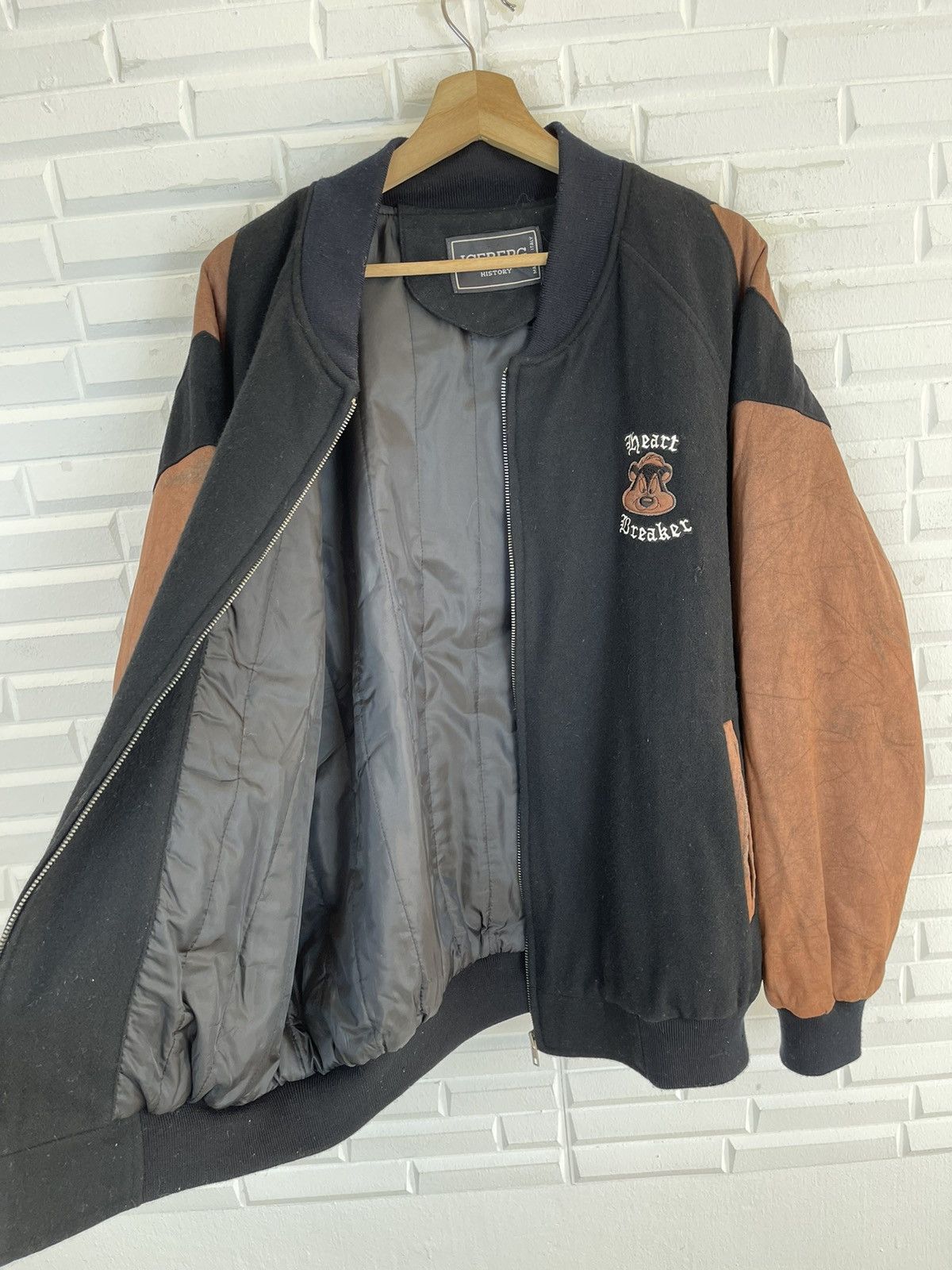 Iceberg 90’s HEART BREAKER By ICEBERG HISTORY VARSITY JACKET Size US M / EU 48-50 / 2 - 5 Thumbnail