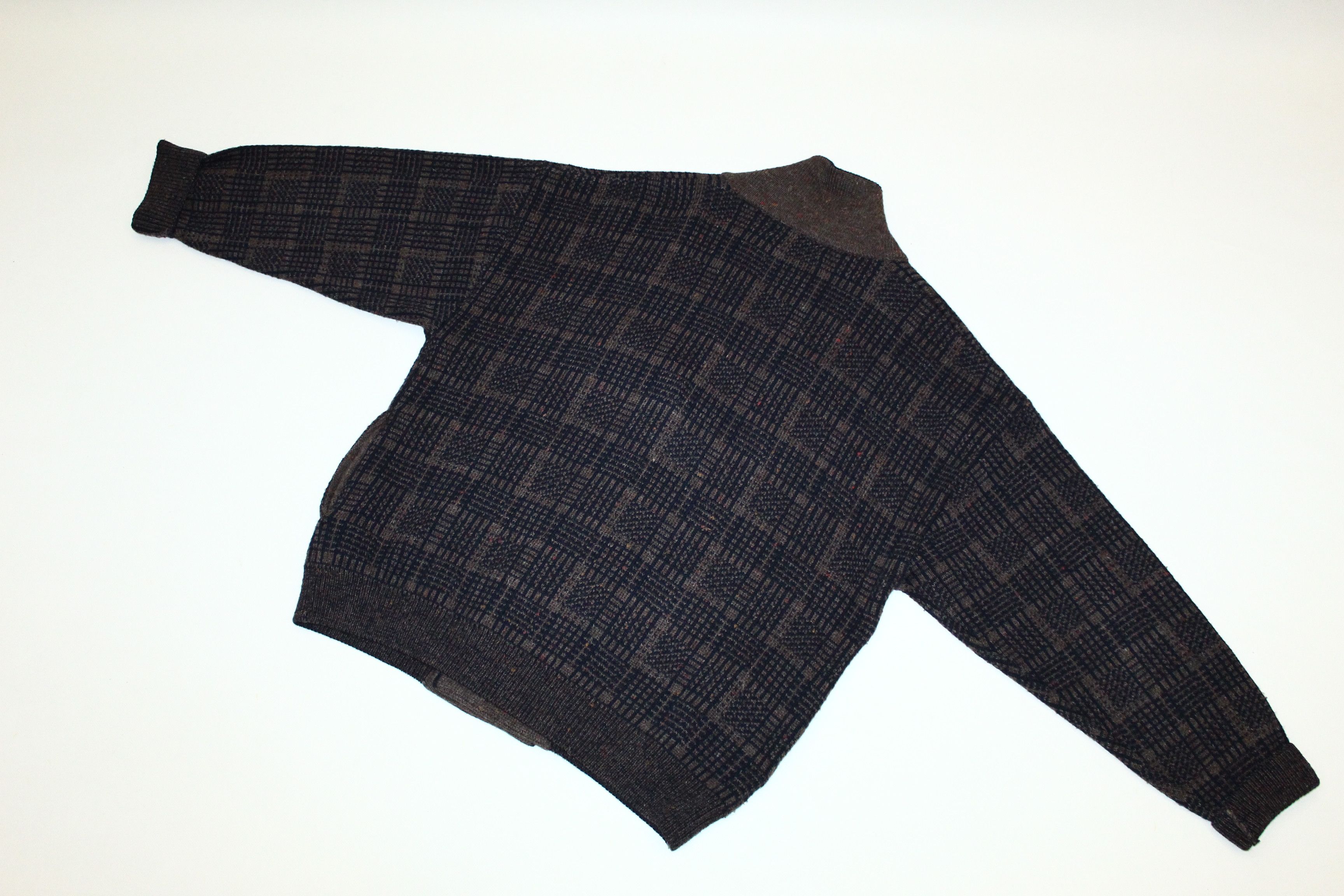 Homespun Knitwear 70s Von Ehr Intarsia Cable Knit Wool Blend Royal Cardigan Size US L / EU 52-54 / 3 - 10 Thumbnail