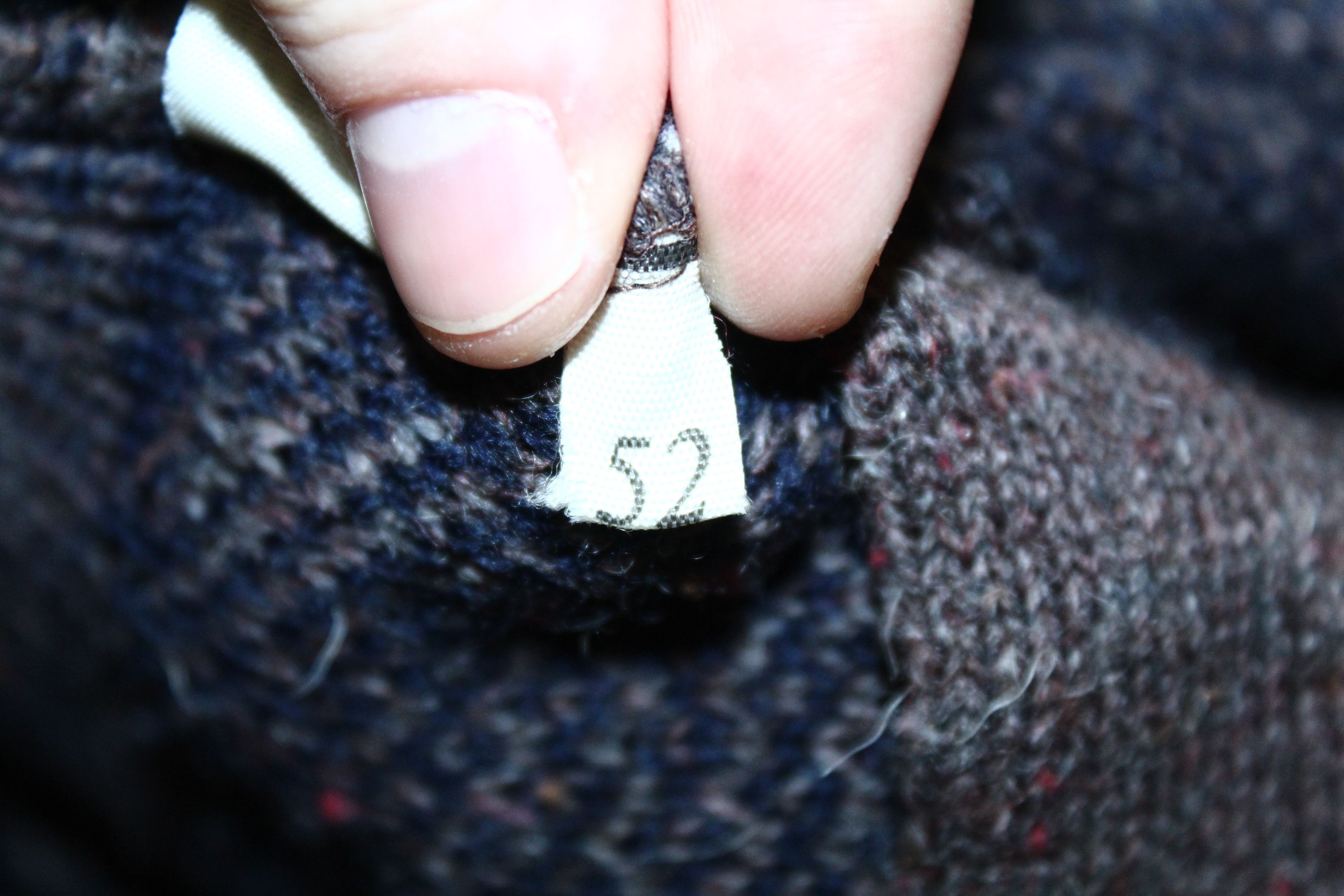 Homespun Knitwear 70s Von Ehr Intarsia Cable Knit Wool Blend Royal Cardigan Size US L / EU 52-54 / 3 - 9 Thumbnail