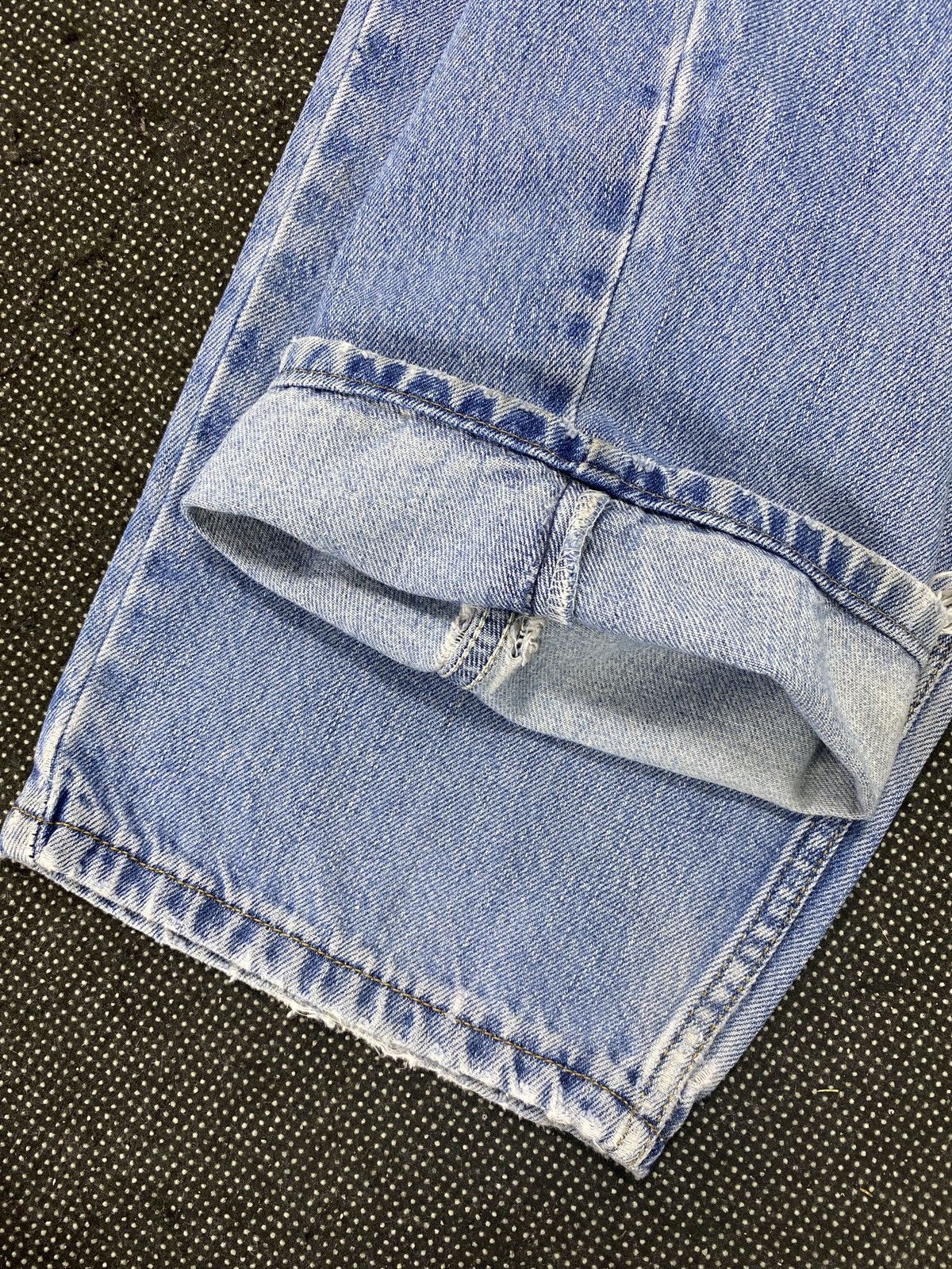 Levi's VINTAGE LEVIS 560 BLUE WASH JEANS-J530 Size US 39 - 9 Thumbnail