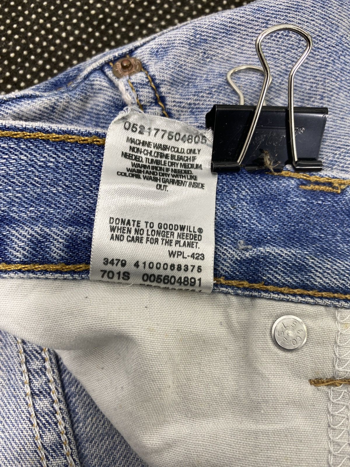 Levi's VINTAGE LEVIS 560 BLUE WASH JEANS-J530 Size US 39 - 8 Thumbnail
