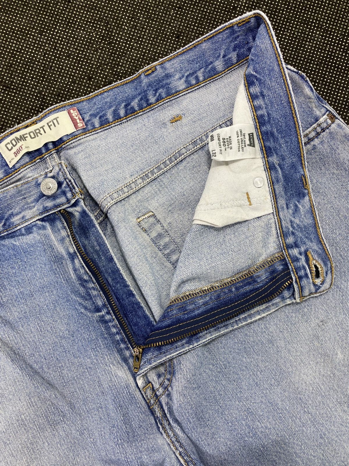 Levi's VINTAGE LEVIS 560 BLUE WASH JEANS-J530 Size US 39 - 5 Thumbnail