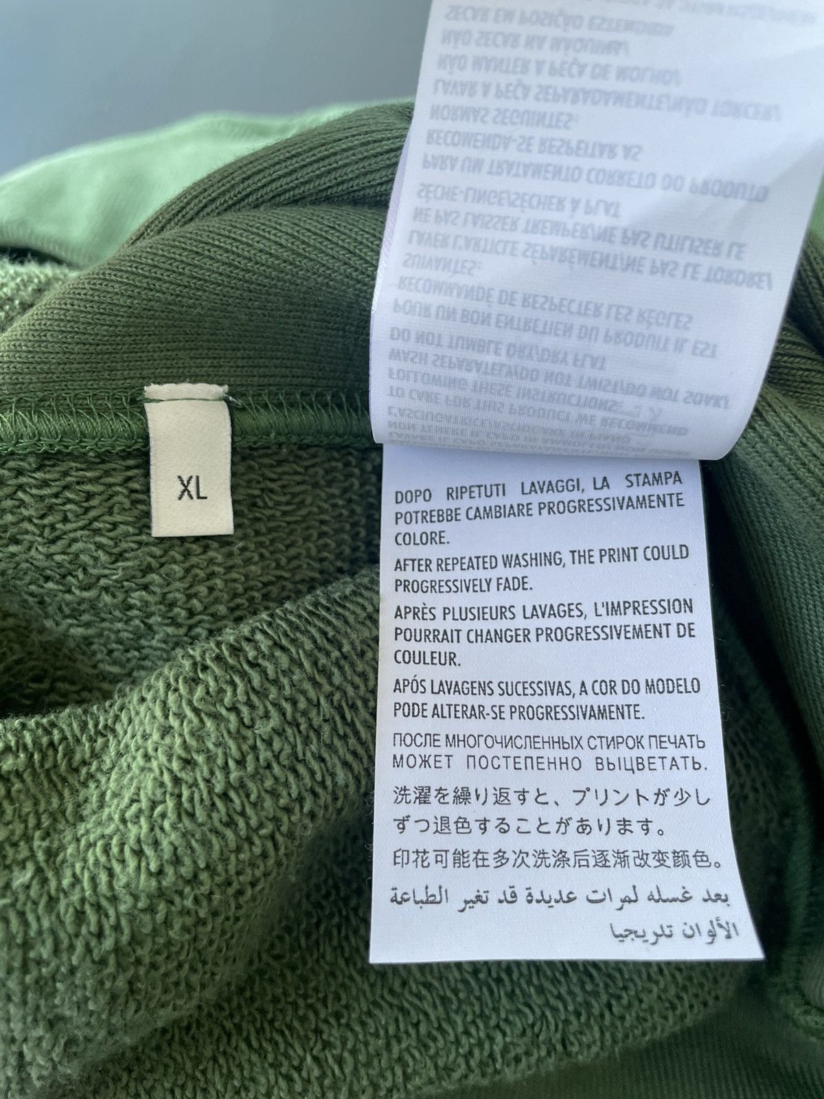 Gucci Rare Brand New Limited Super Runway Gucci Logo Heavy Hoodie Size US XXL / EU 58 / 5 - 13 Thumbnail