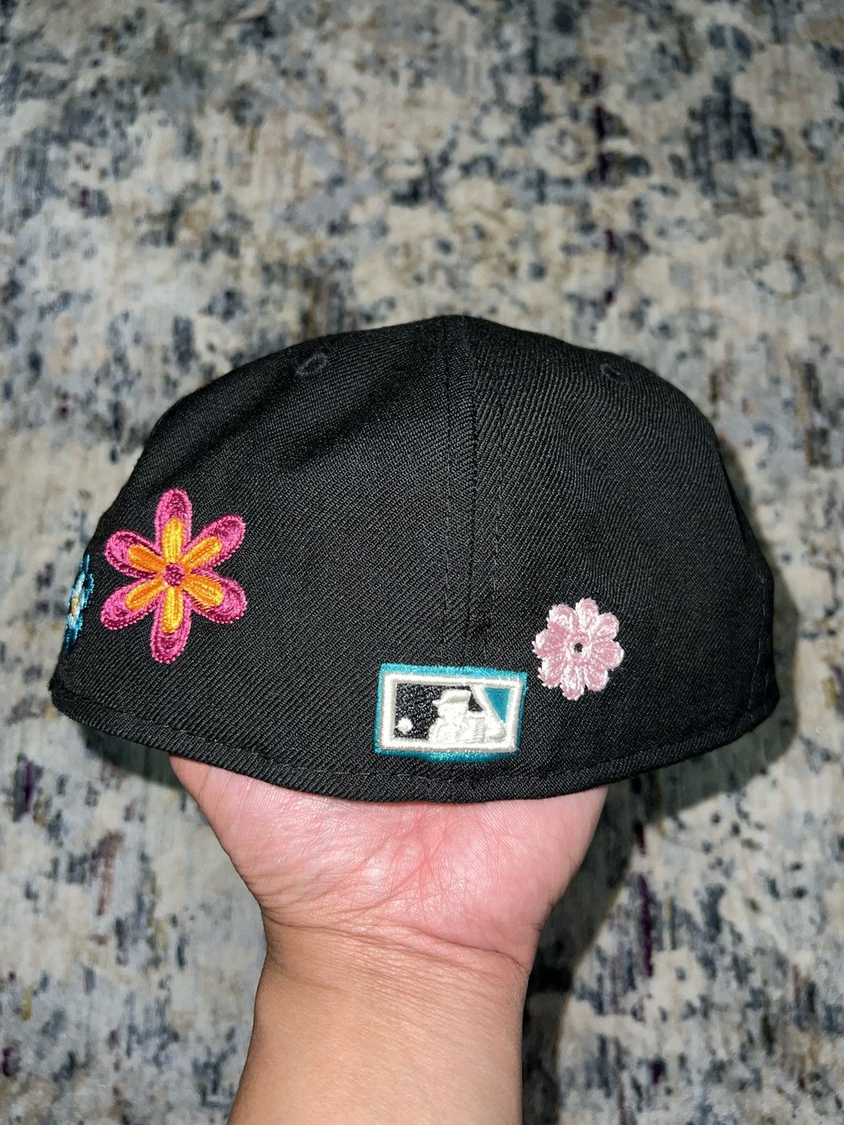 New Era Florida Marlins Flower Hat Pink Brim Sz 7 3/8 Size ONE SIZE - 2 Thumbnail