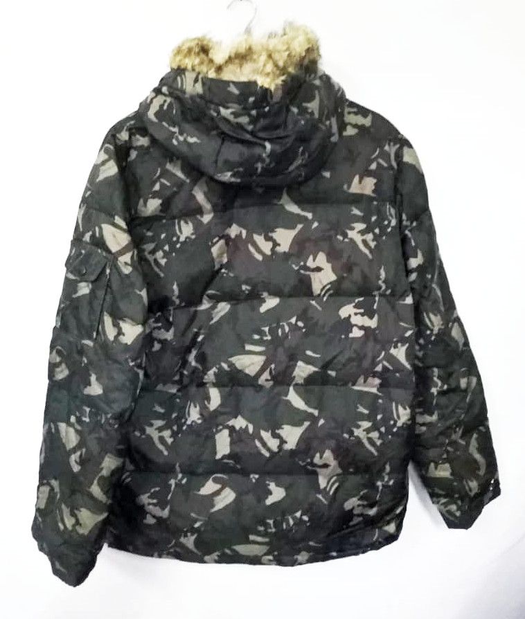 Uniqlo Uniqlo Camouflage Puffer Fur Hoodie Jacket Size US L / EU 52-54 / 3 - 2 Thumbnail