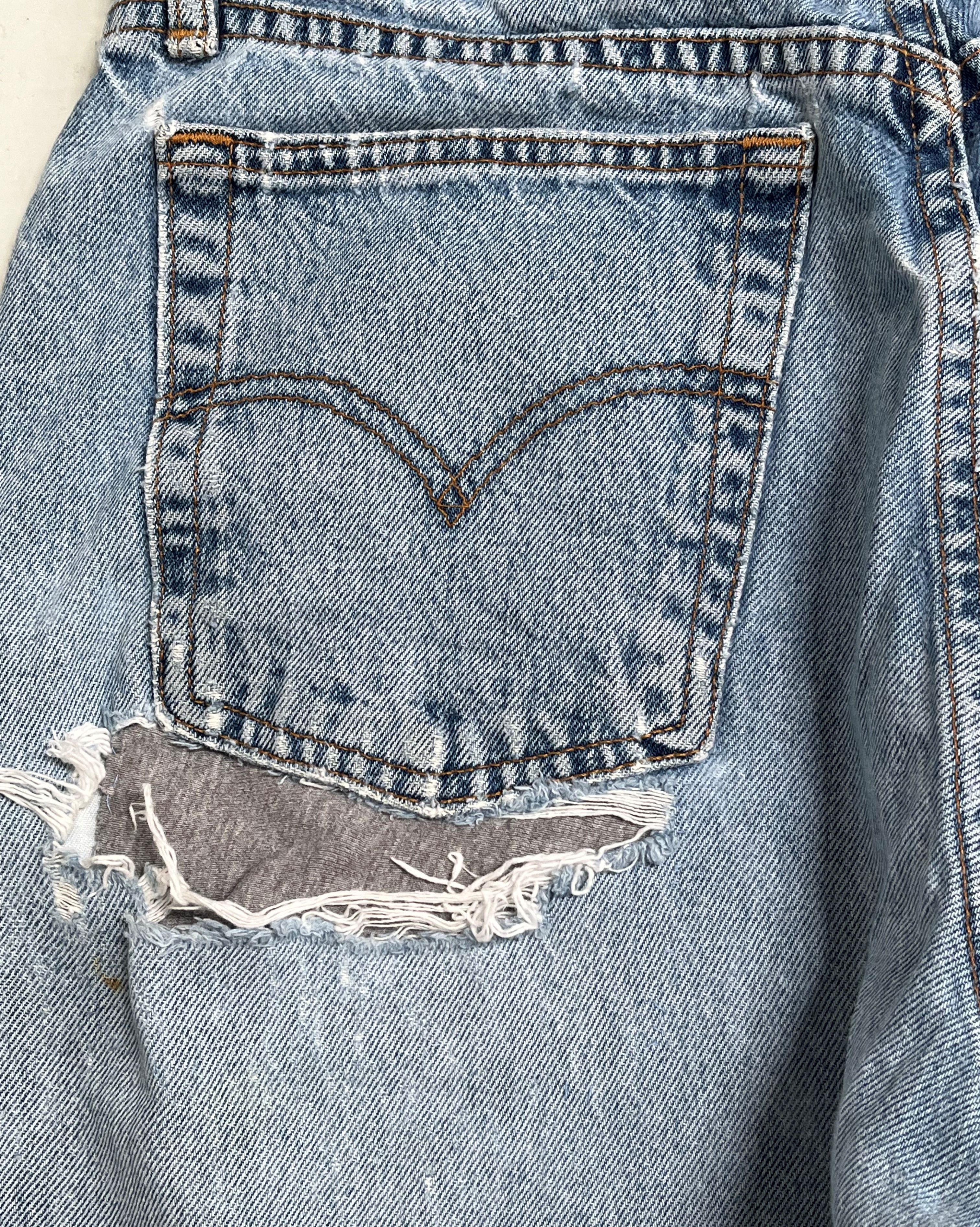 Levi's × Vintage Vintage 90s Levi's 560 Faded Distressed Denim Jeans L80 Size US 30 / EU 46 - 9 Thumbnail