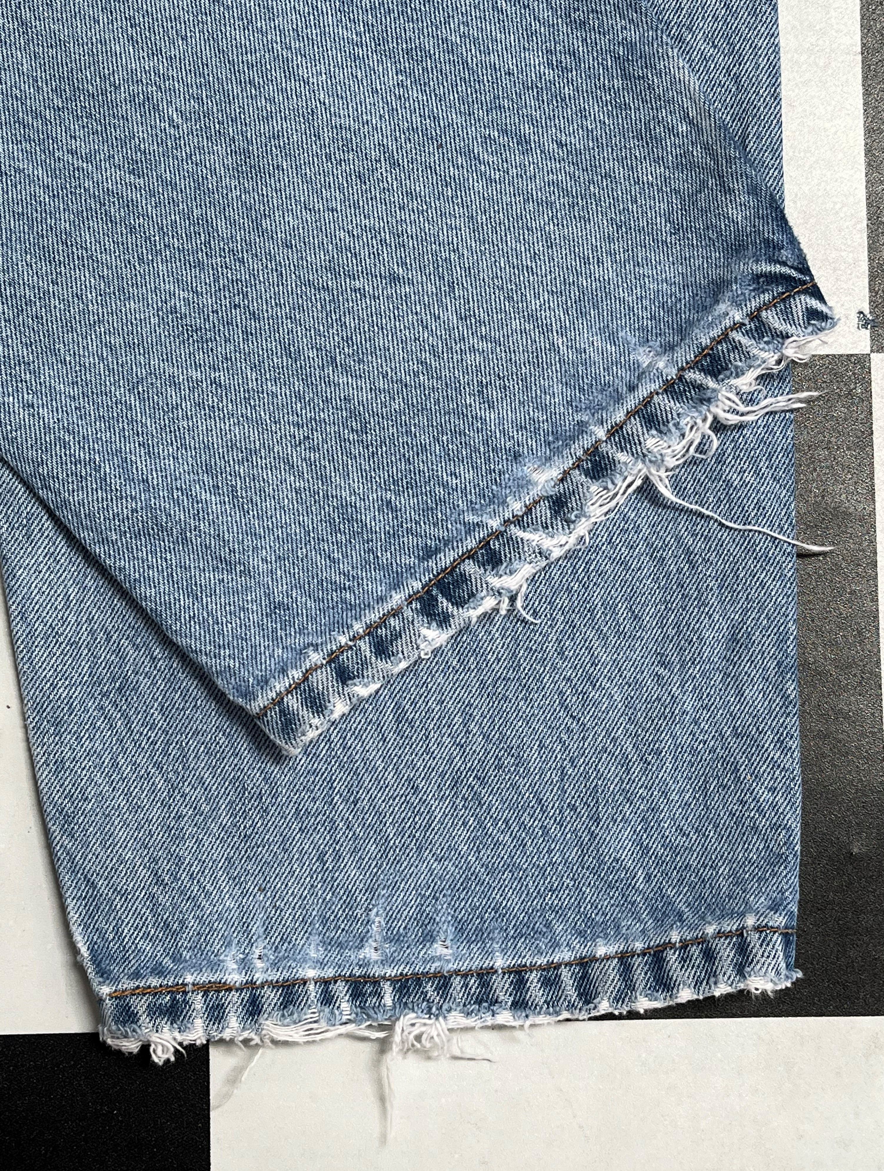 Levi's × Vintage Vintage 90s Levi's 560 Faded Distressed Denim Jeans L80 Size US 30 / EU 46 - 12 Thumbnail