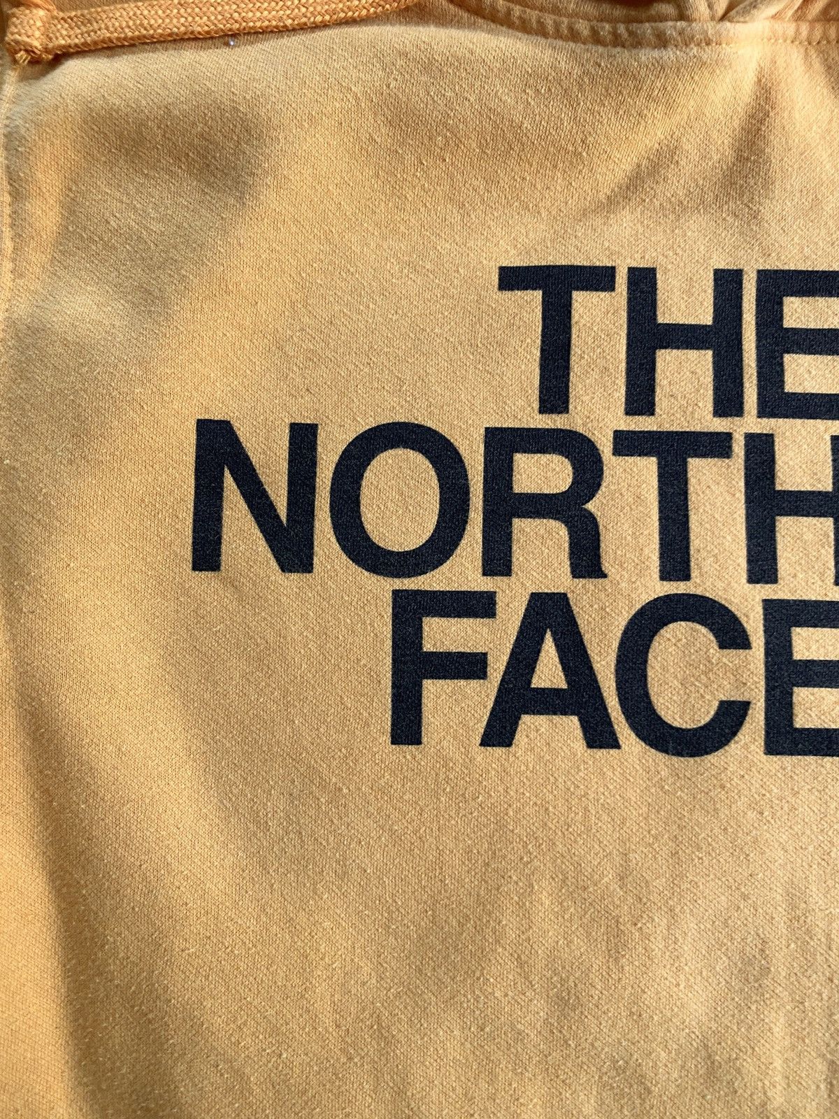 The North Face The North Face Yellow Hoodie Sweatshirt Size US M / EU 48-50 / 2 - 2 Thumbnail