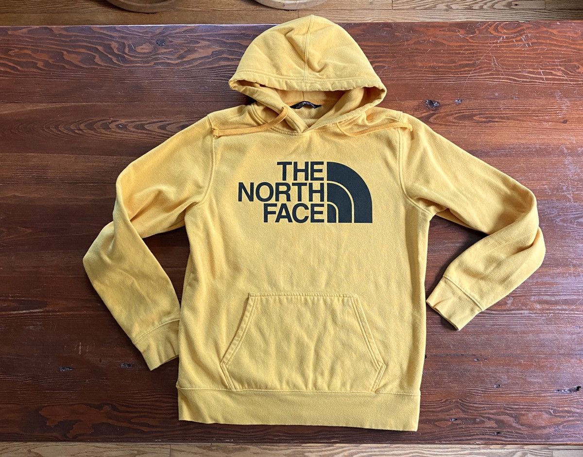 The North Face The North Face Yellow Hoodie Sweatshirt Size US M / EU 48-50 / 2 - 1 Thumbnail