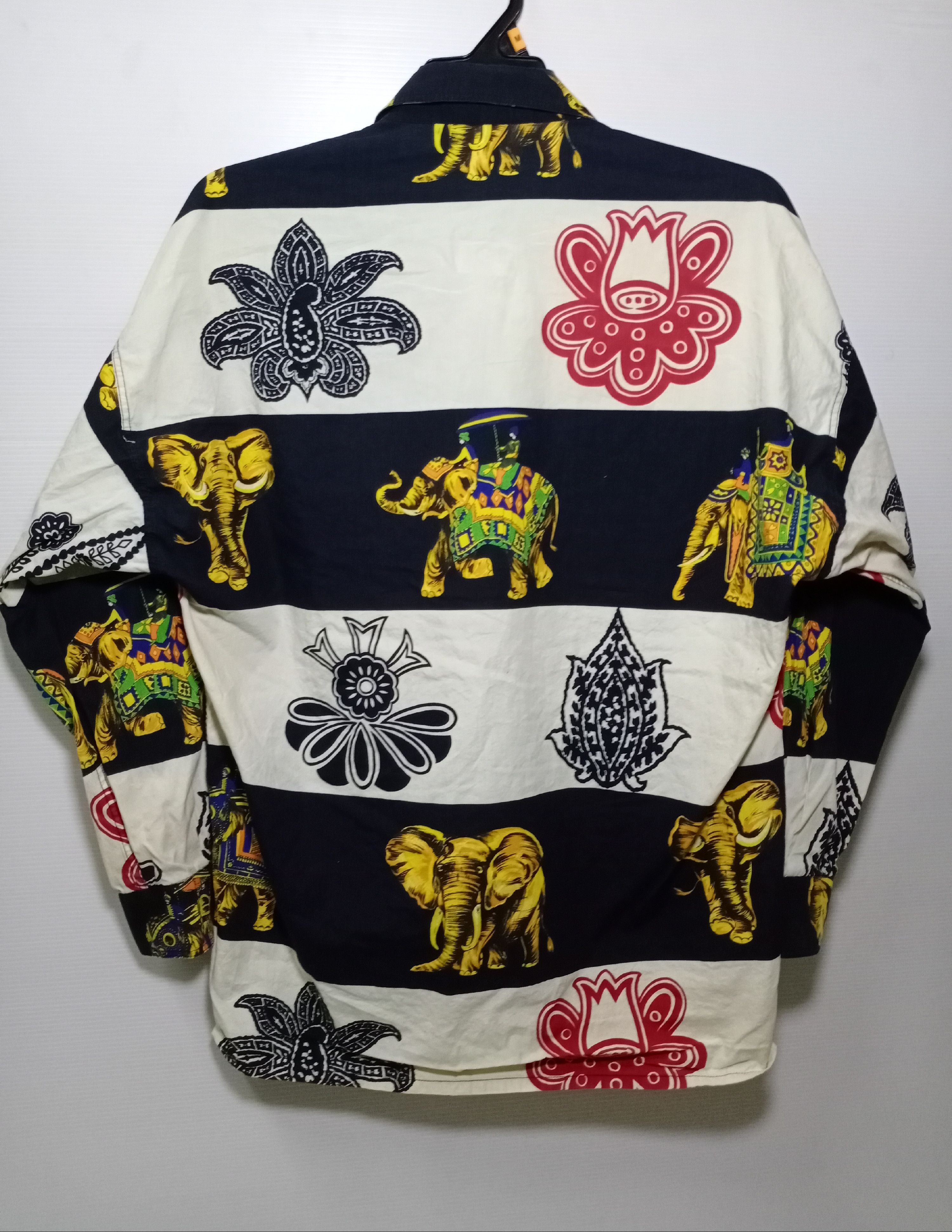 Versace Vintage Versace Jeans Couture Elephant Long Sleeve Shirt Size US M / EU 48-50 / 2 - 3 Thumbnail