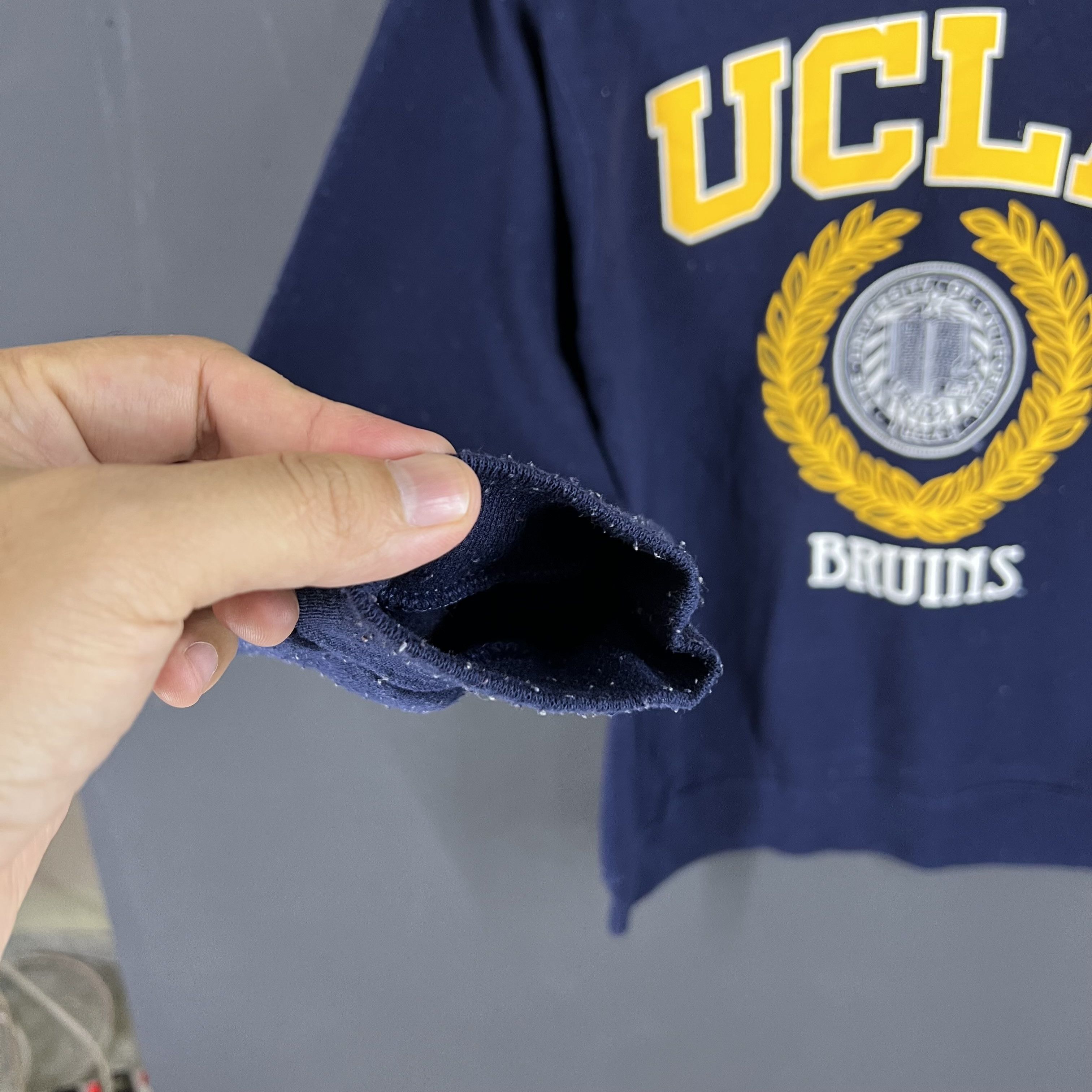 Russell Athletic UCLA BRUINS RUSSEL ATHLETIC SWEATSHIRT Size US S / EU 44-46 / 1 - 6 Thumbnail