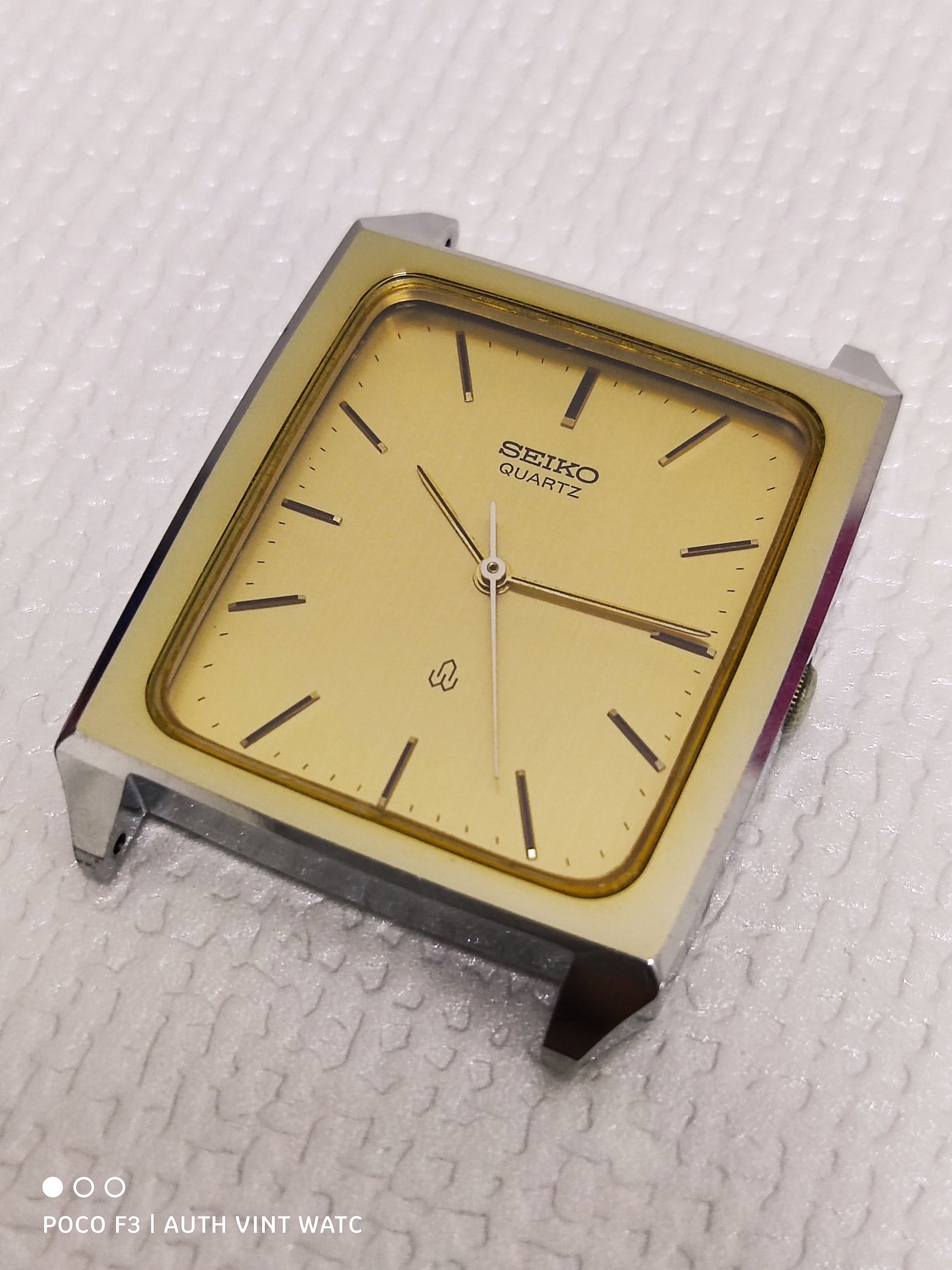 Seiko Authentic Vintage Seiko Dolce Quartz TGHA Size ONE SIZE - 1 Thumbnail