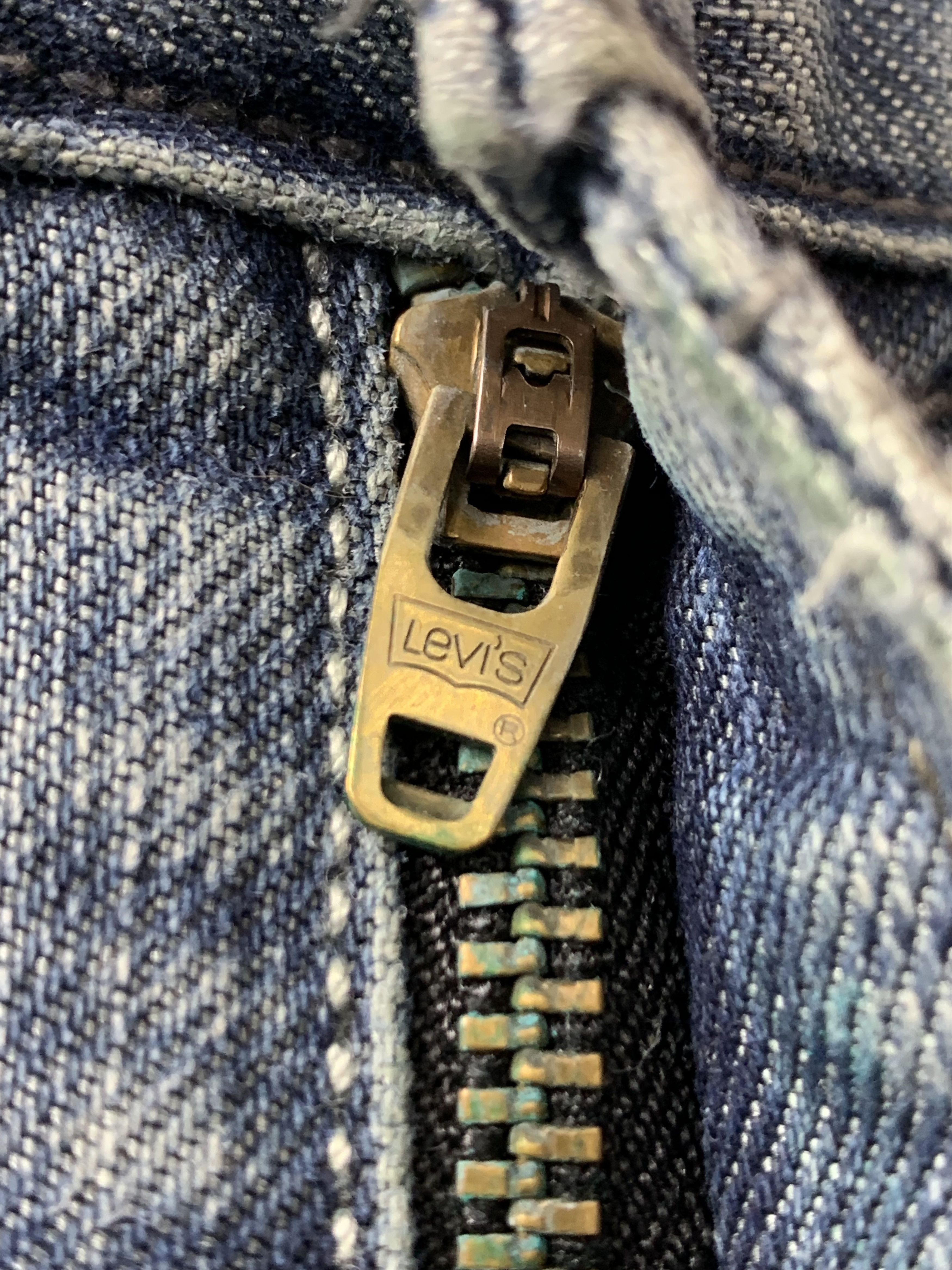 Levi's Vintage Levis 514 Faded Blue Jeans DP1969 Size US 30 / EU 46 - 16 Thumbnail