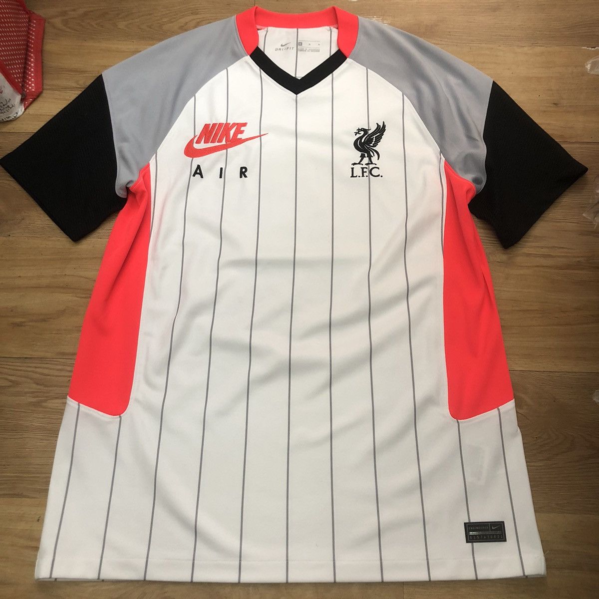 Liverpool stadium air max 20/21 special shirt #4 Virgil