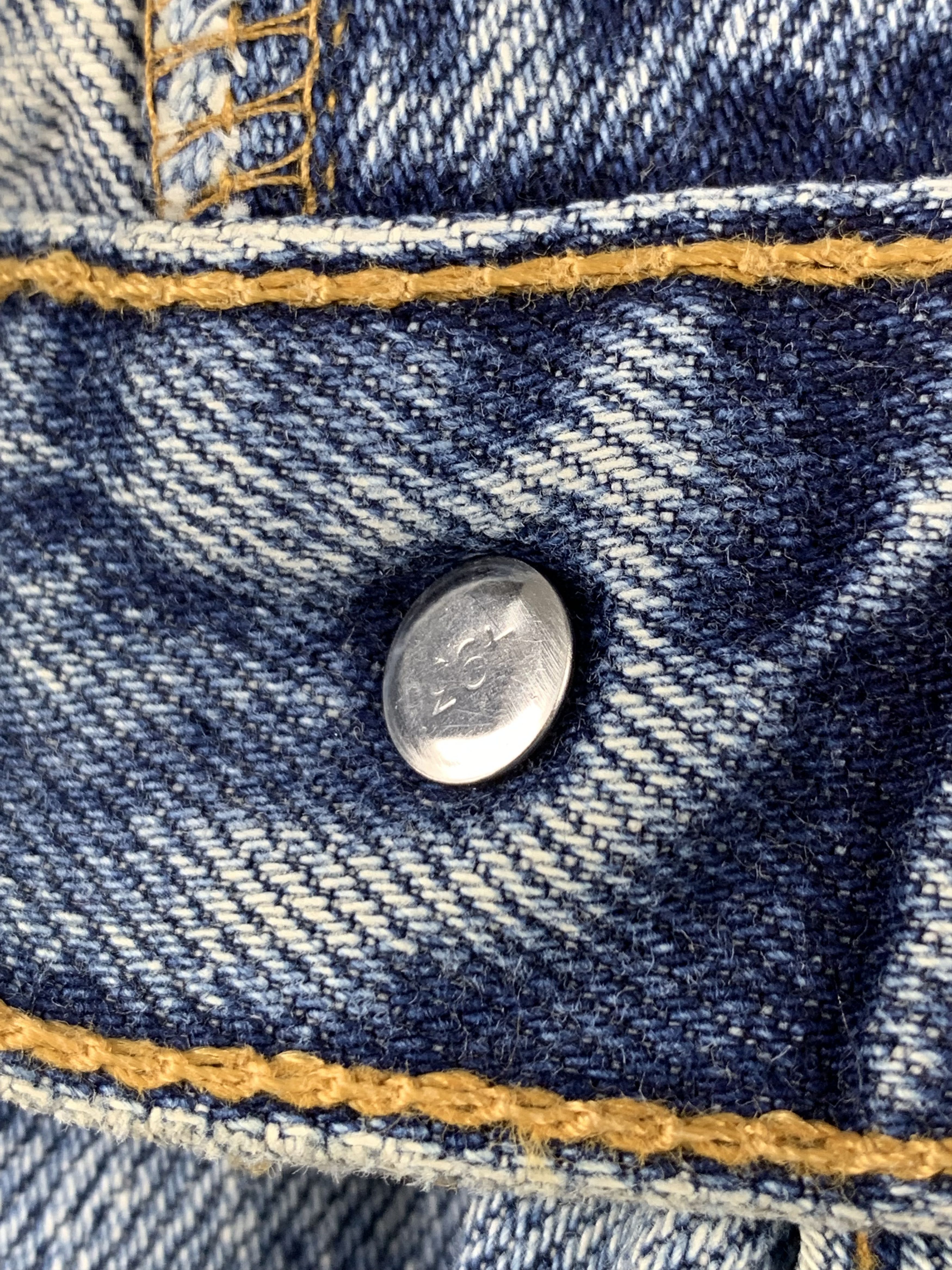 Levi's Vintage 90s Levis 505 Faded Blue Jeans DP1972 Size US 39 - 10 Thumbnail