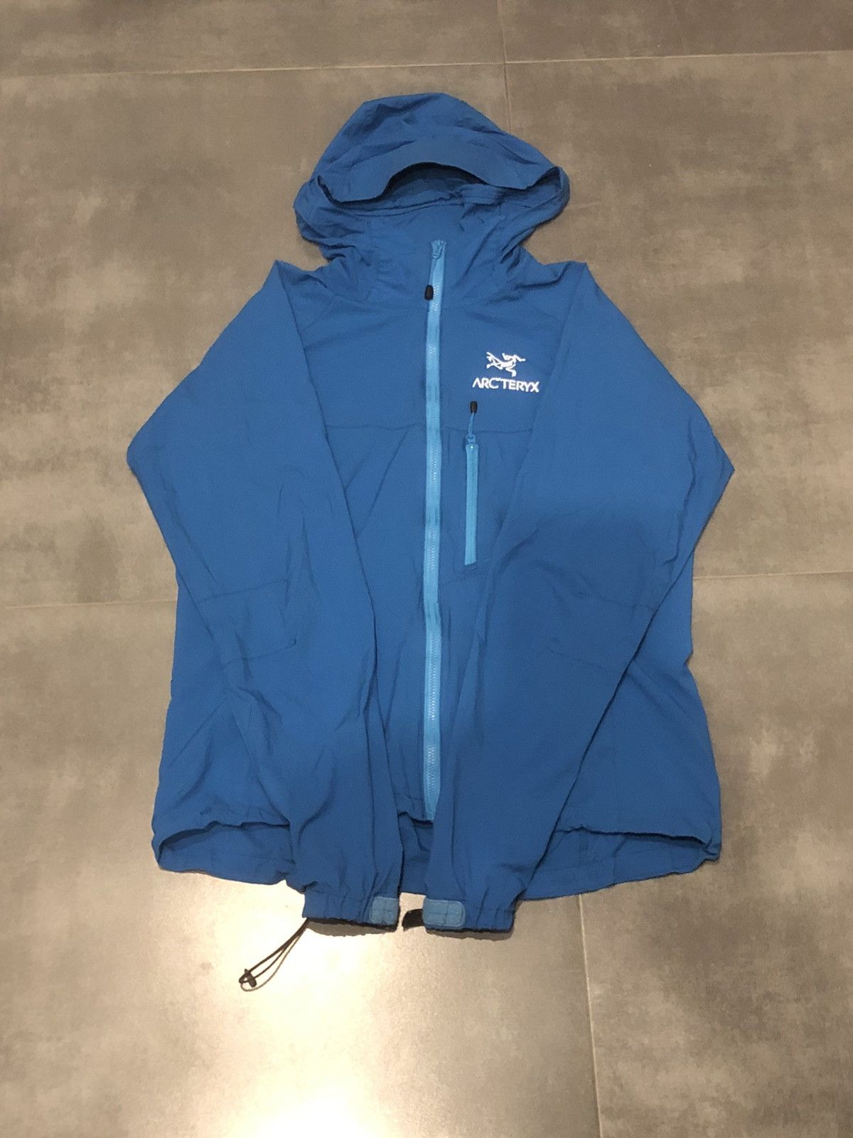 Arc'Teryx Arc’Teryx wmns Atom LT jacket | Grailed