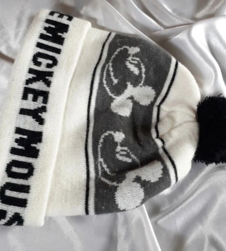 Disney 💥Mickey Mouse Disney Character Beanie Size ONE SIZE - 3 Thumbnail