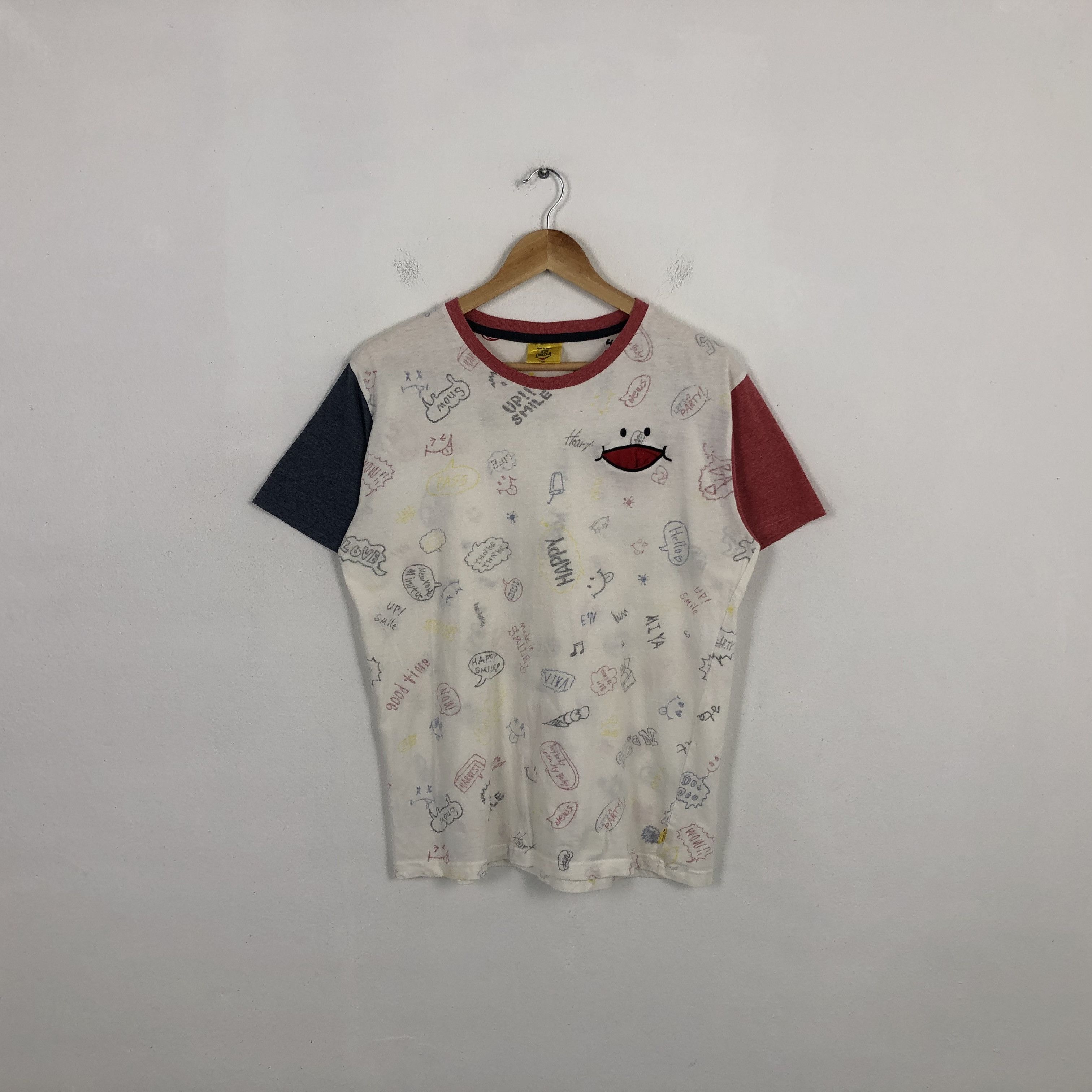Vintage Up Smile Tshirt
