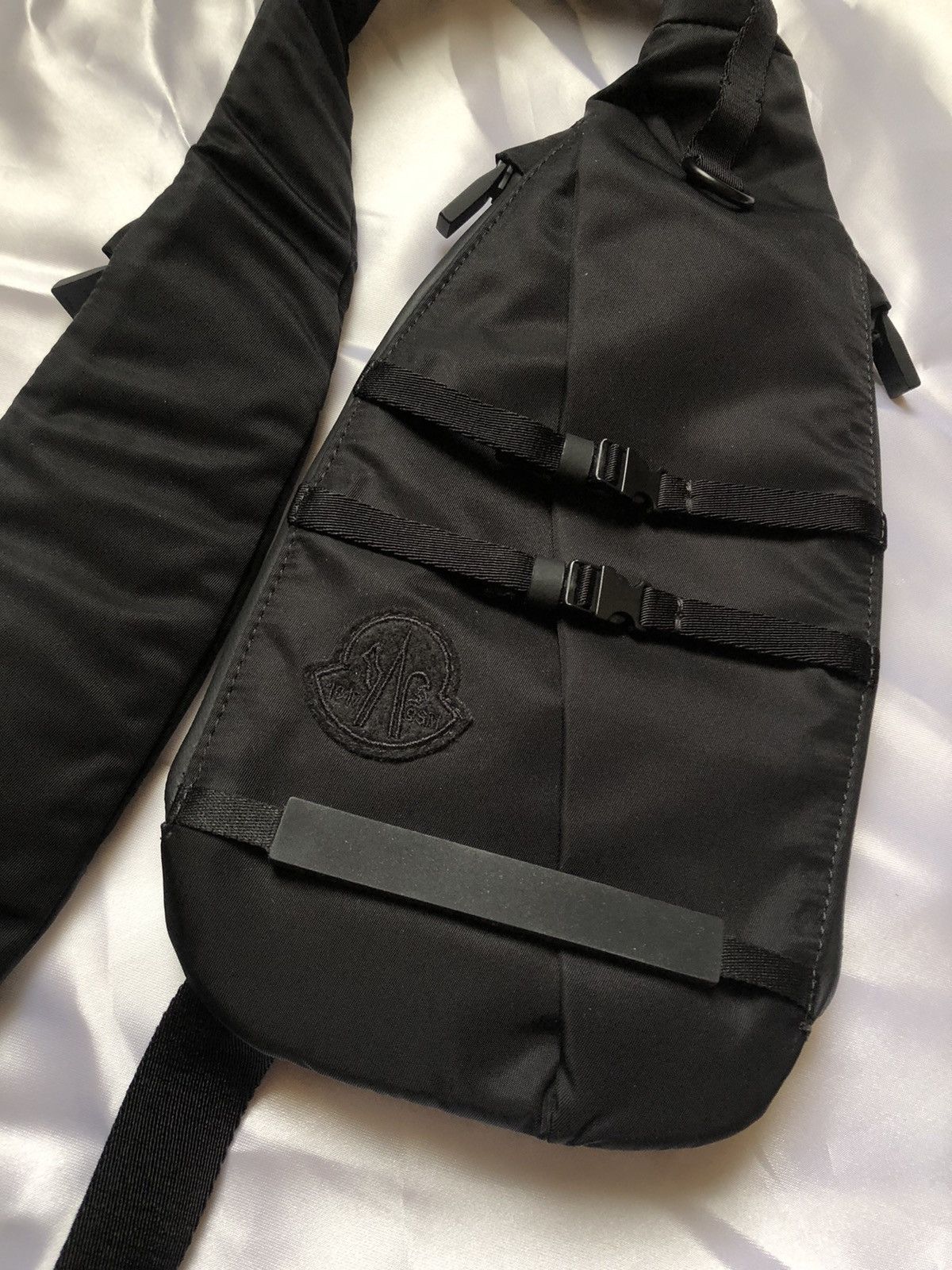 Alyx × Moncler Moncler X Alyx Shoulder Bag Size ONE SIZE - 6 Thumbnail