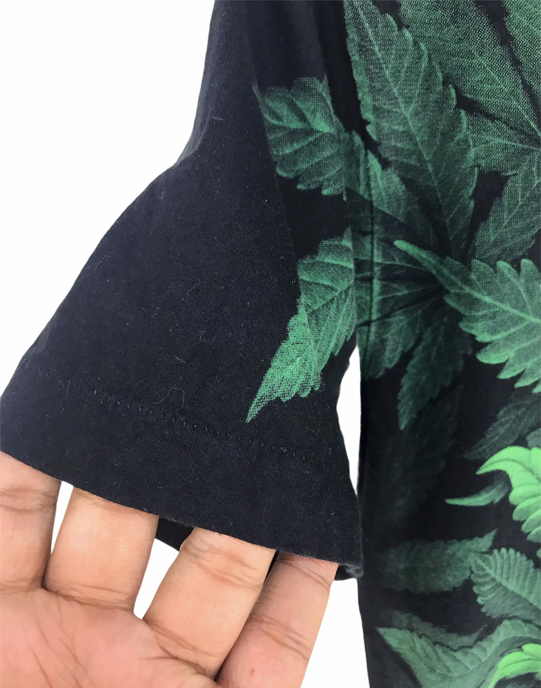 Vintage Vintage 90s Marijuana All Over Print Mirror Shirt Size US M / EU 48-50 / 2 - 9 Thumbnail
