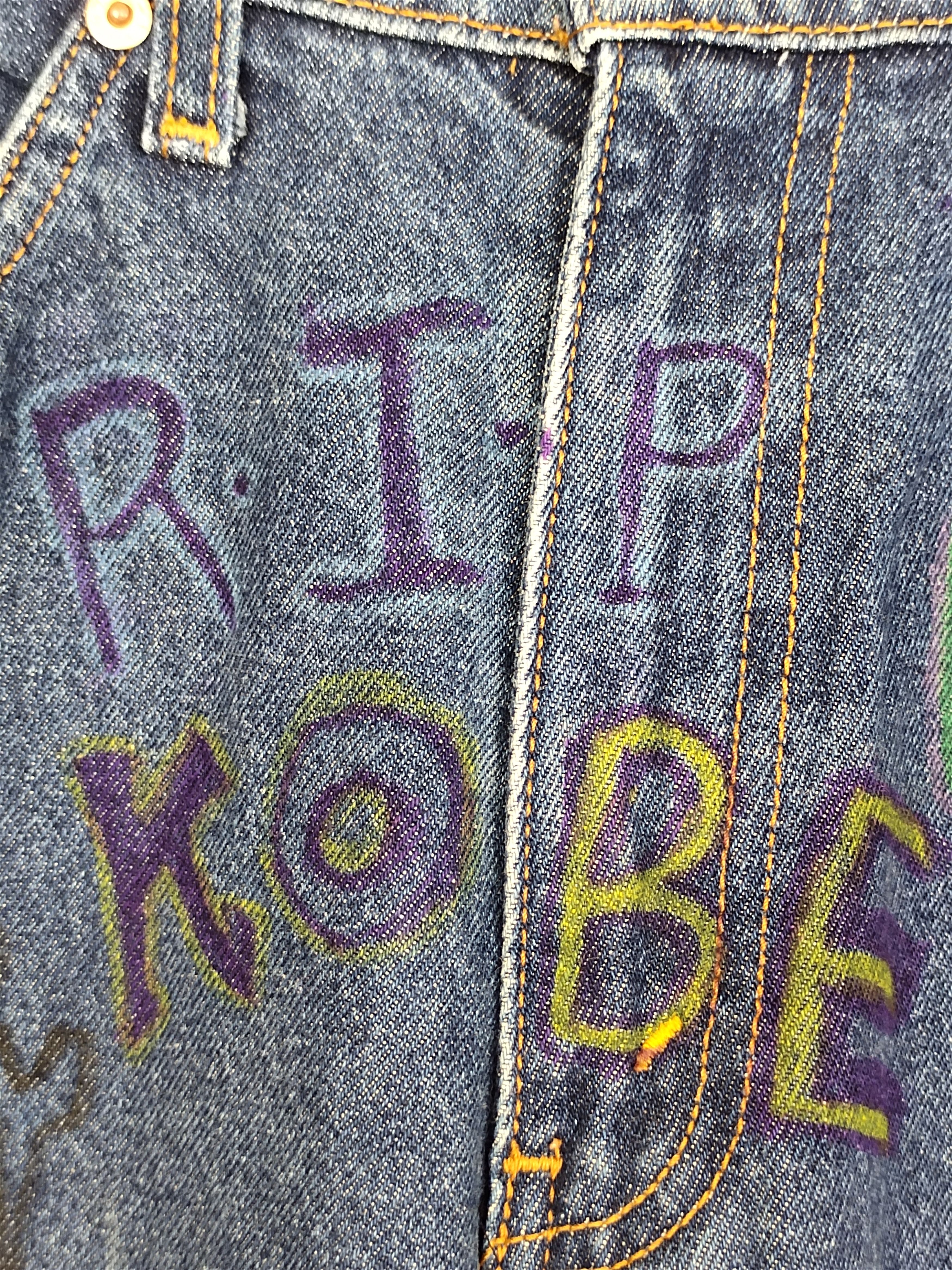 Levi's Vintage LEVIS Hand Sketch Art Denim Jeans Rip Kobe Size US 28 / EU 44 - 3 Thumbnail