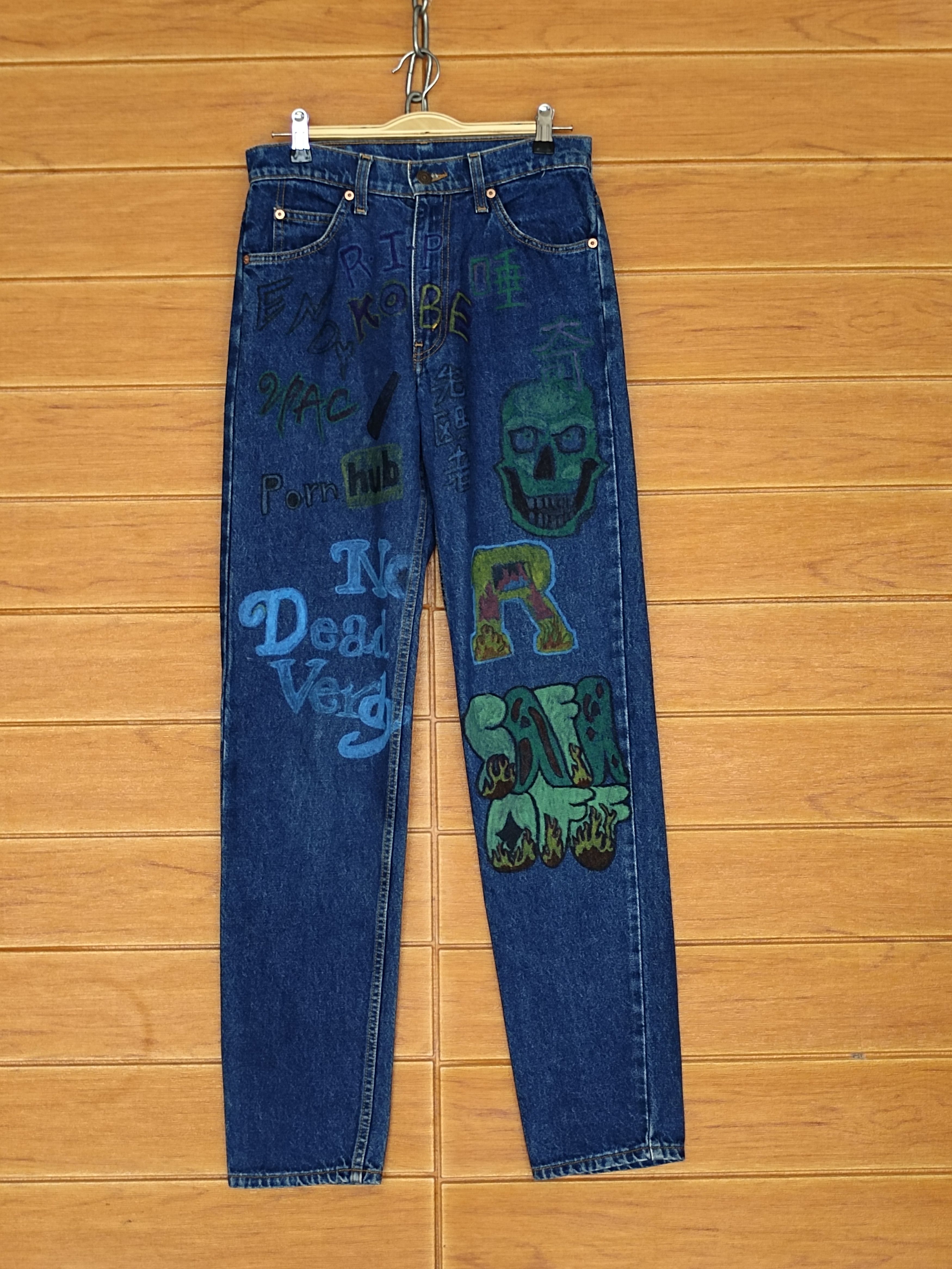 Levi's Vintage LEVIS Hand Sketch Art Denim Jeans Rip Kobe Size US 28 / EU 44 - 2 Thumbnail