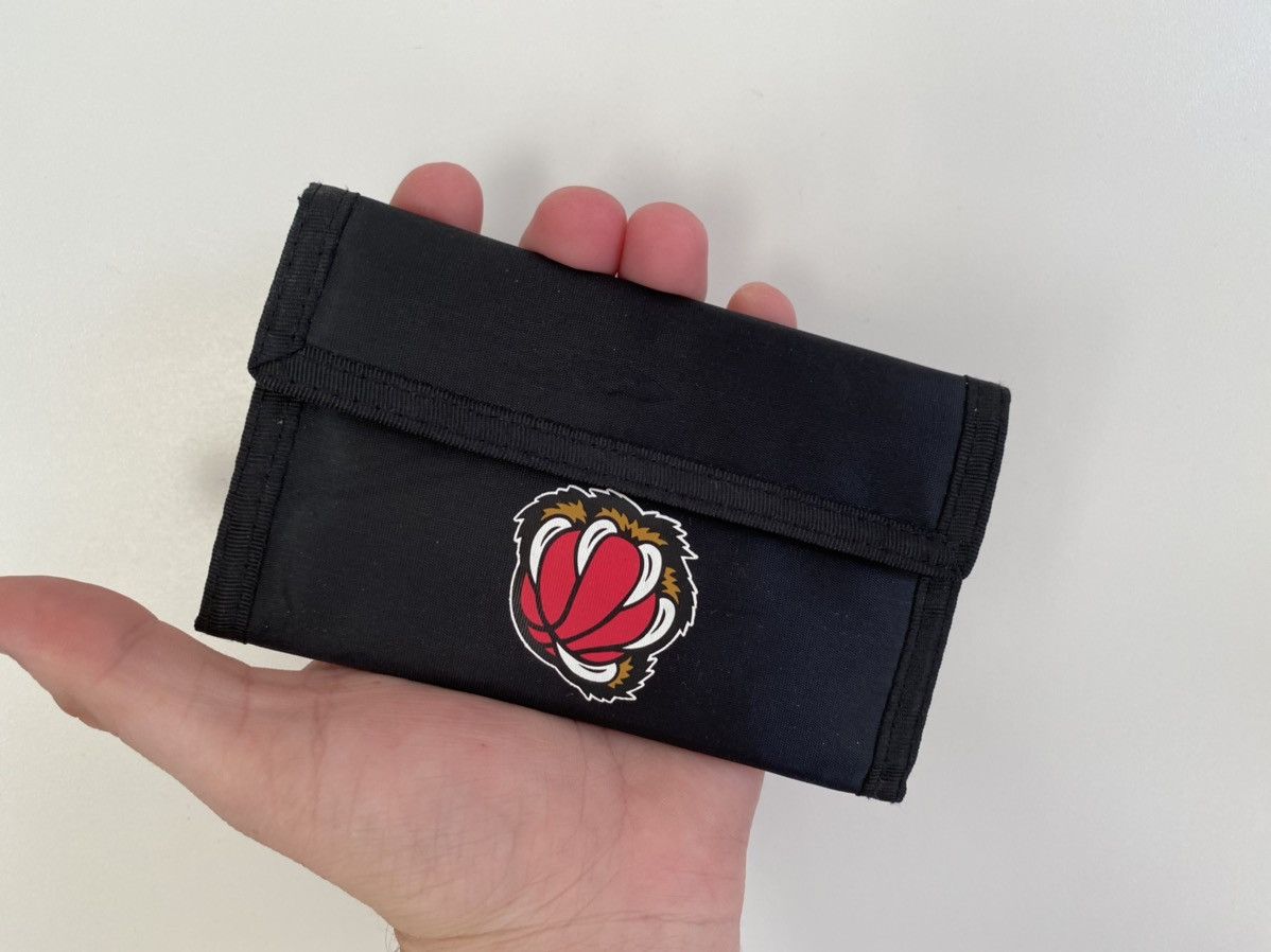 NBA × Vintage VINTAGE VANCOUVER GRIZZLES PROMO WALLET Size ONE SIZE - 1 Thumbnail
