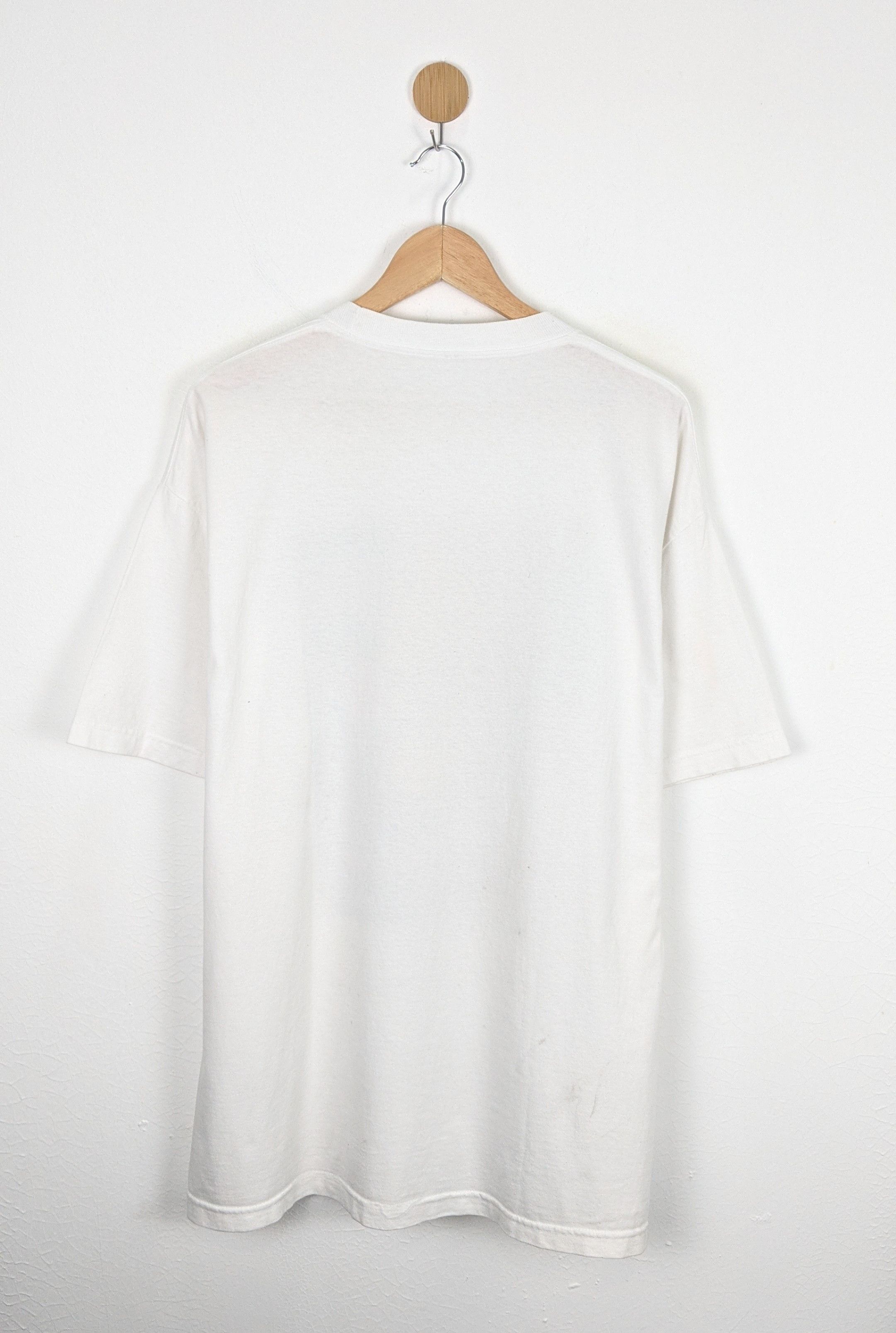 Vintage Vintage Leon Movie Cult shirt Size US XL / EU 56 / 4 - 3 Thumbnail