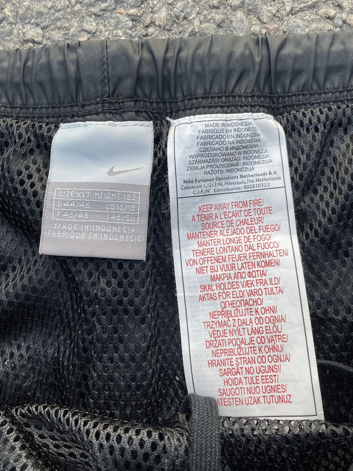 Nike Nike black track pants Size US 34 / EU 50 - 4 Thumbnail