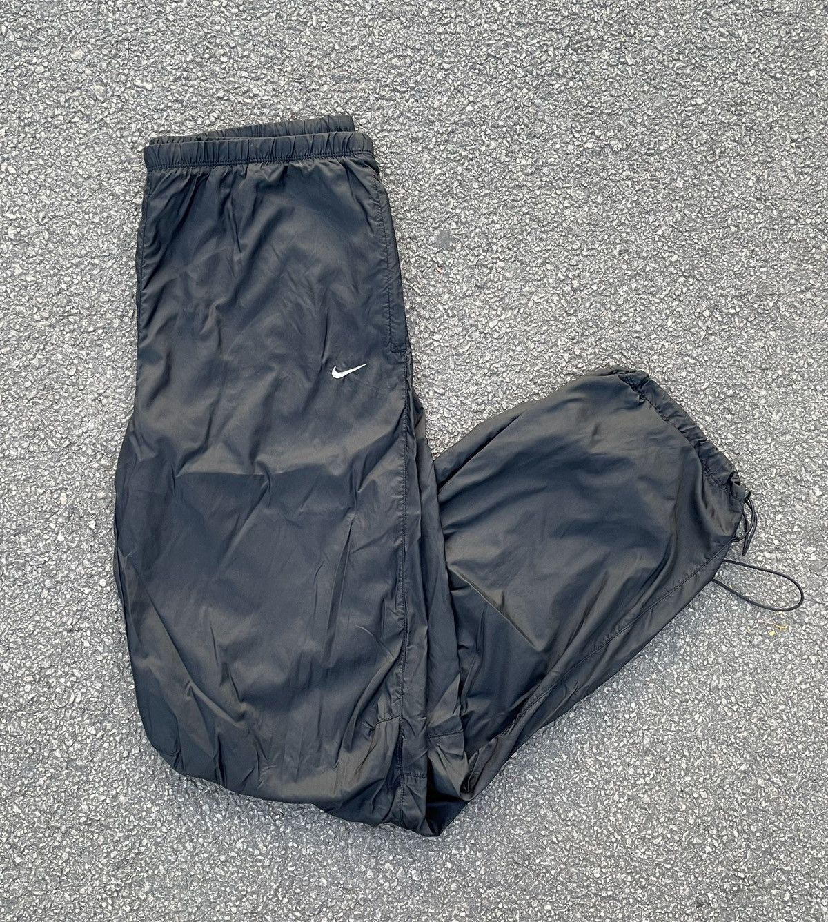 Nike Nike black track pants Size US 34 / EU 50 - 1 Thumbnail