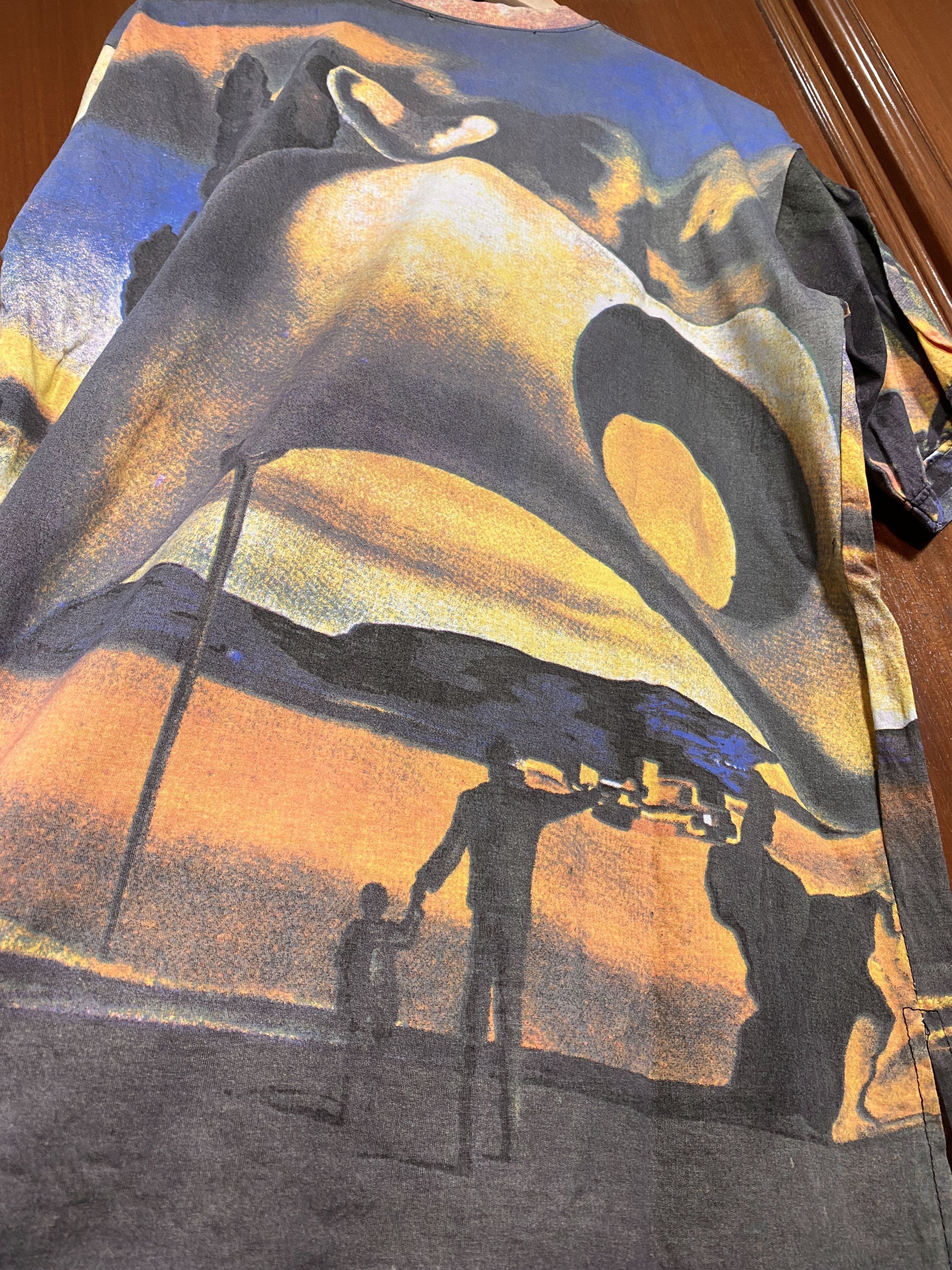Vintage Vintage Salvador Dali Art Painting All Over Print Tee Size US L / EU 52-54 / 3 - 4 Thumbnail