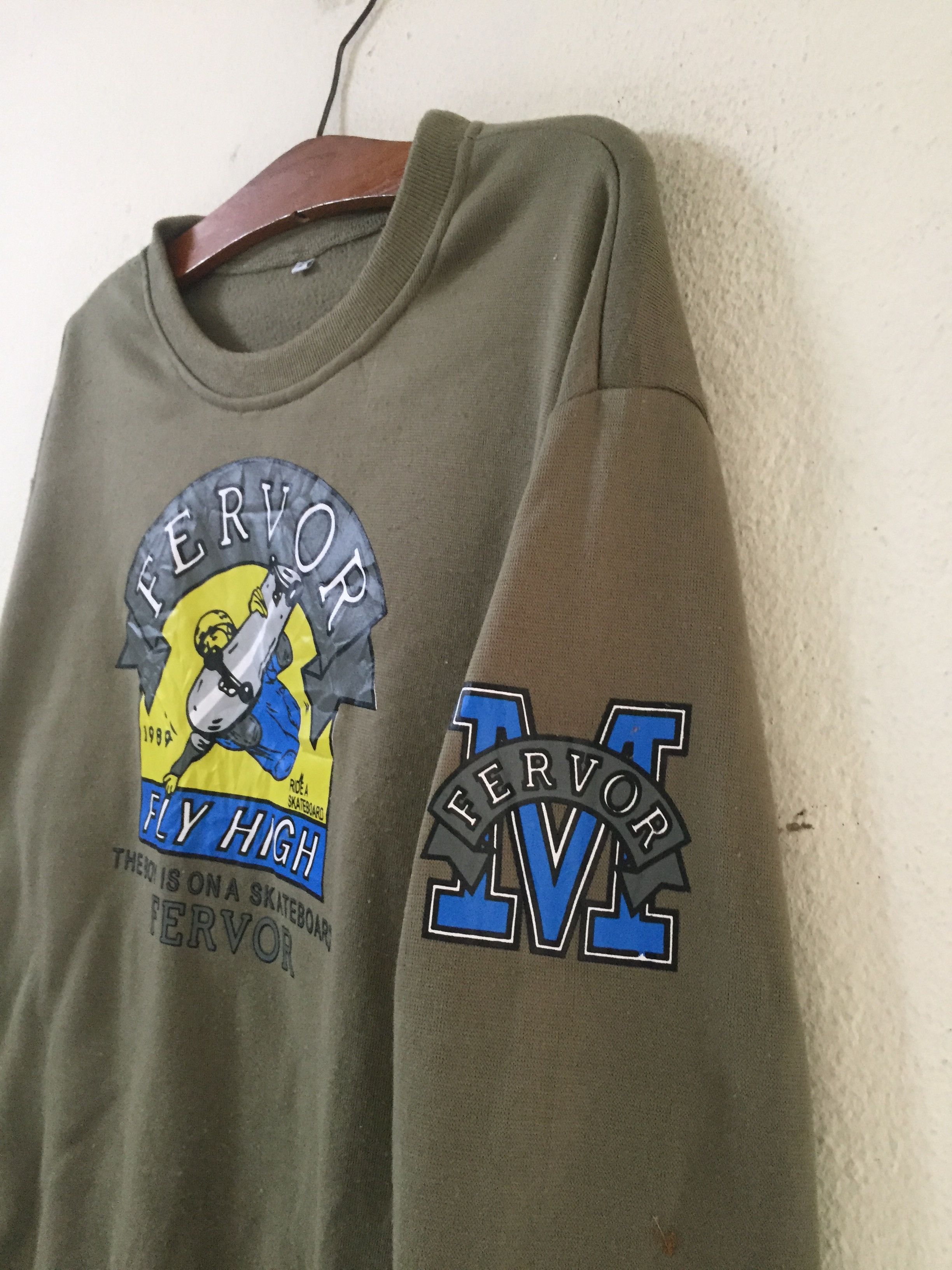 Other Fervor Fly High Skateboard Sweatshirt Size US L / EU 52-54 / 3 - 5 Thumbnail