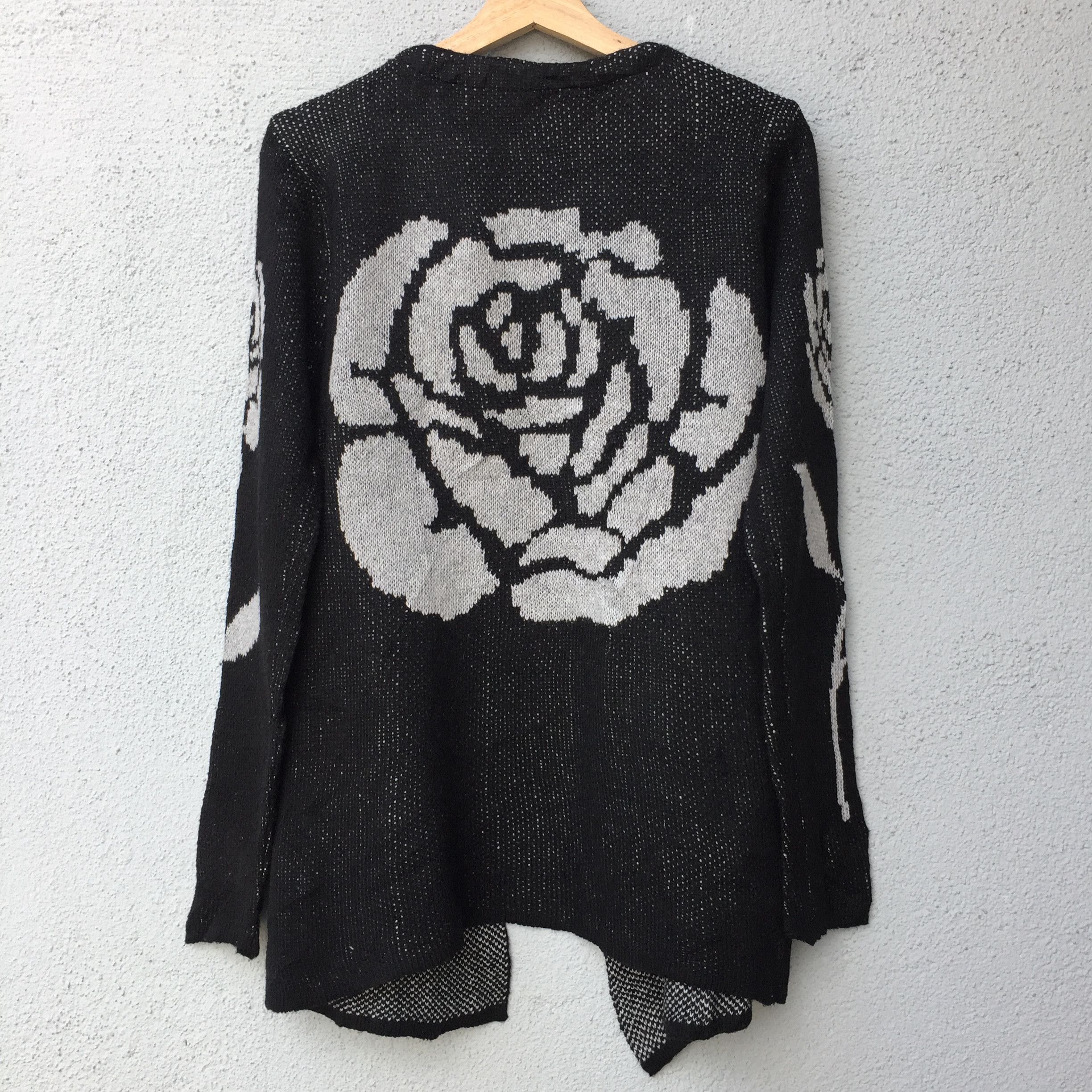 Aran Isles Knitwear Vintage Black/White Knit Cardigan Rose Design Size US M / EU 48-50 / 2 - 9 Thumbnail