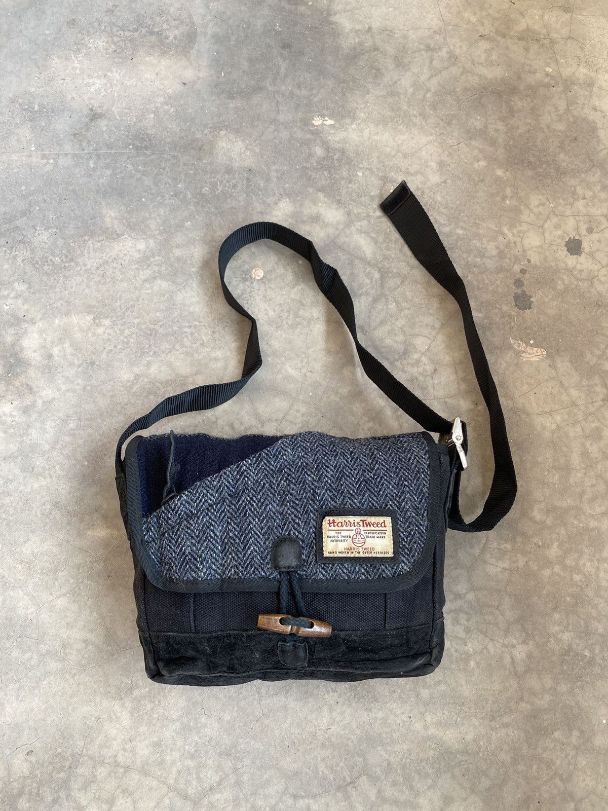 Harris tweed sling bag outlet