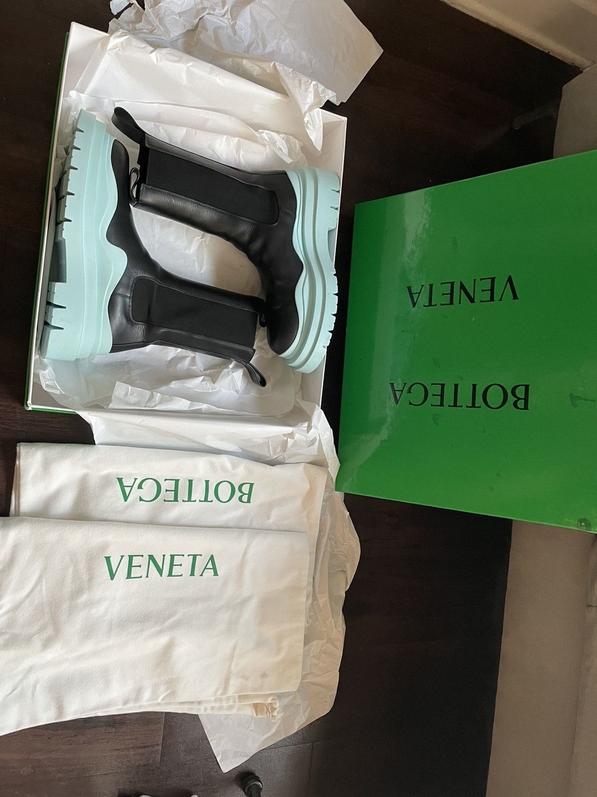 BOTTEGA VENETA TIRE CHELSEA BOOT