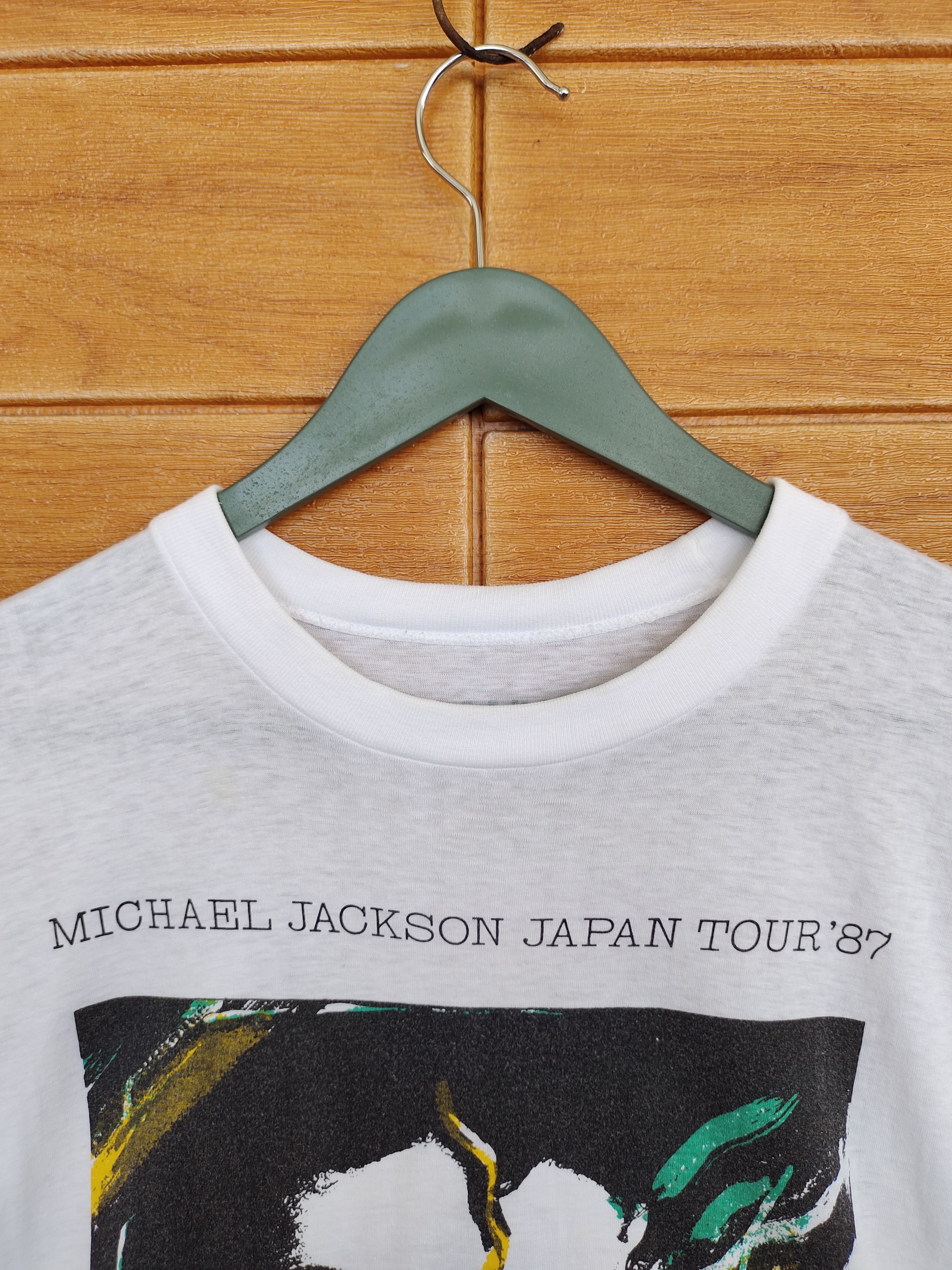 Band Tees Vintage 80s Michael Jackson Japan Tour '87 Paper Thin Size US M / EU 48-50 / 2 - 4 Thumbnail