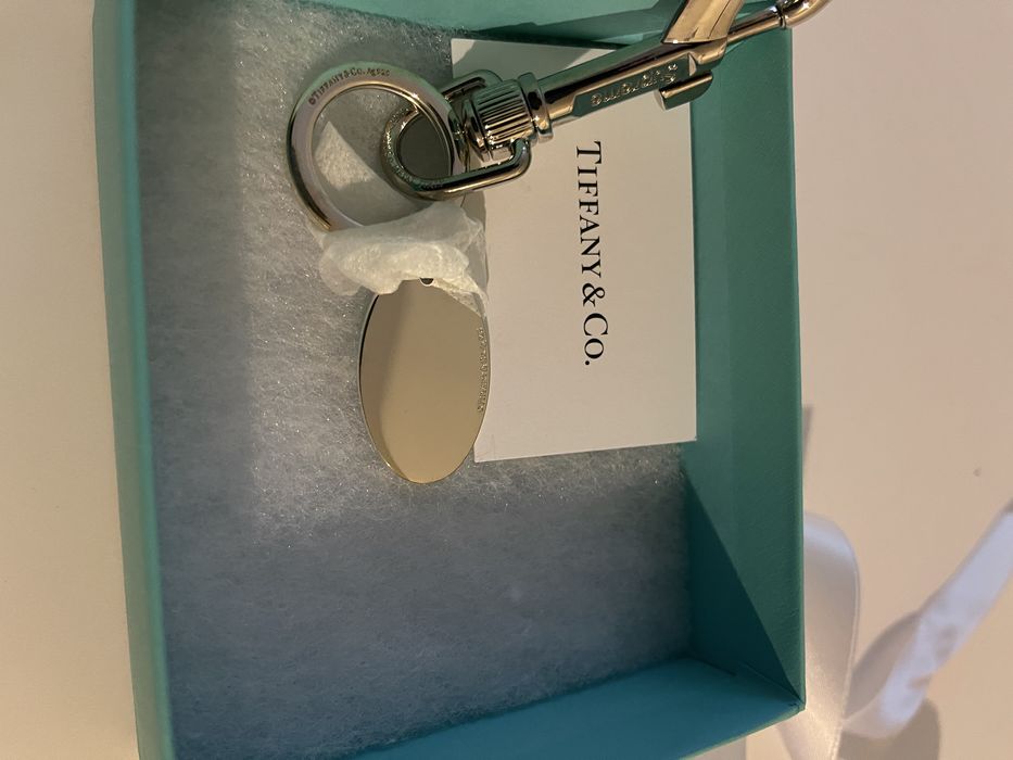 Supreme Tiffany & Co. Return to Tiffany Oval Tag Keyring Silver