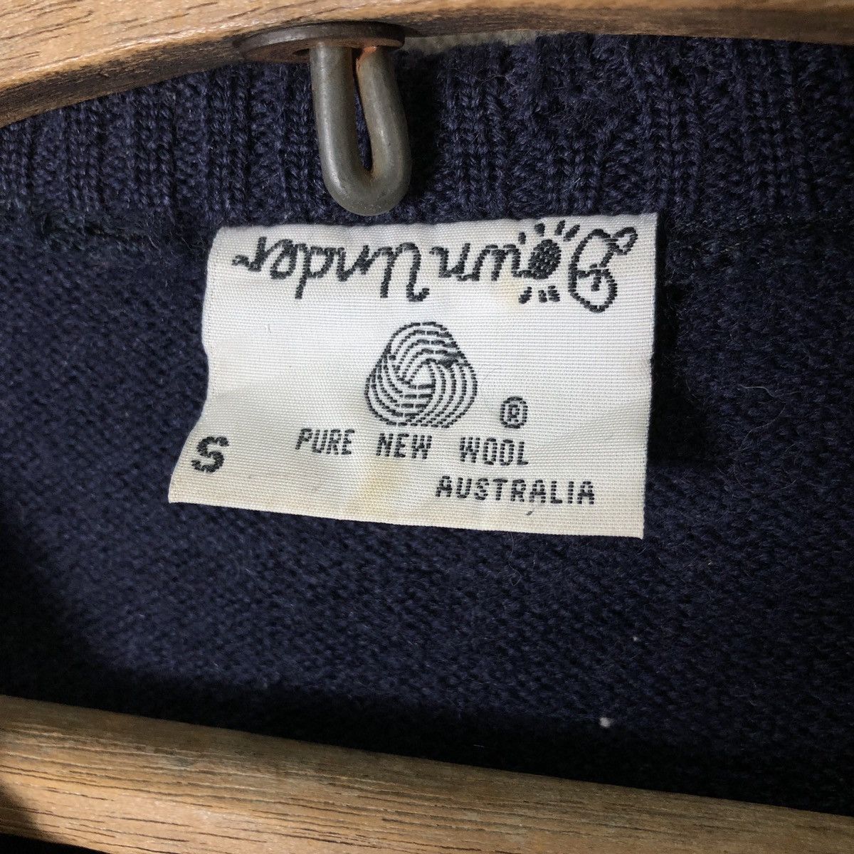 Homespun Knitwear × Man Made In Australia × Vintage Rare! Vintage Down Under Ken Done Pop Art Wool Knit Shirt Size US S / EU 44-46 / 1 - 9 Thumbnail