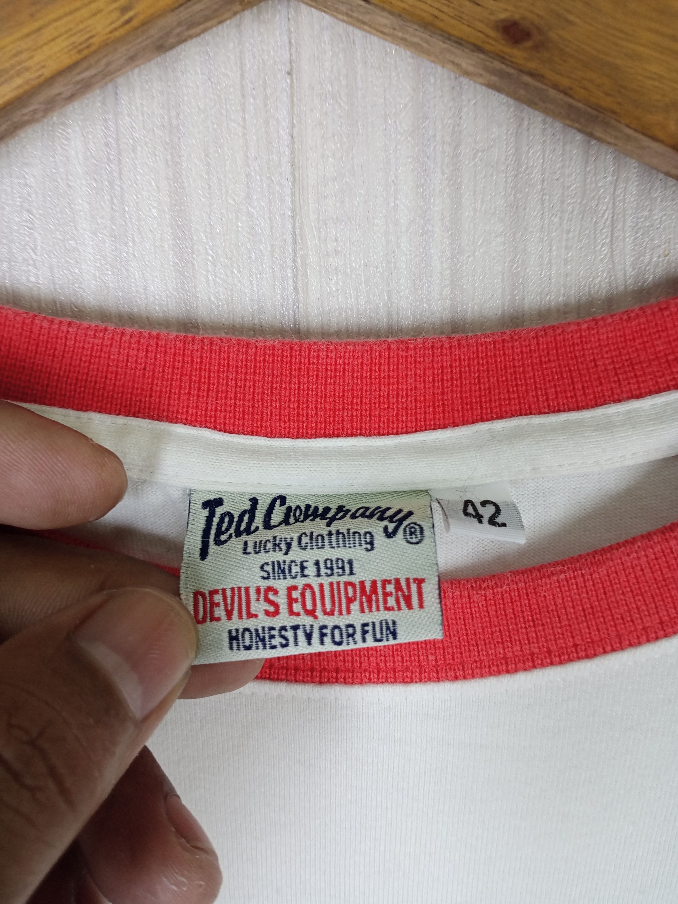 Japanese Brand Vintage Tedman Lucky Red Devil Indianapolis Racing Size US M / EU 48-50 / 2 - 8 Thumbnail