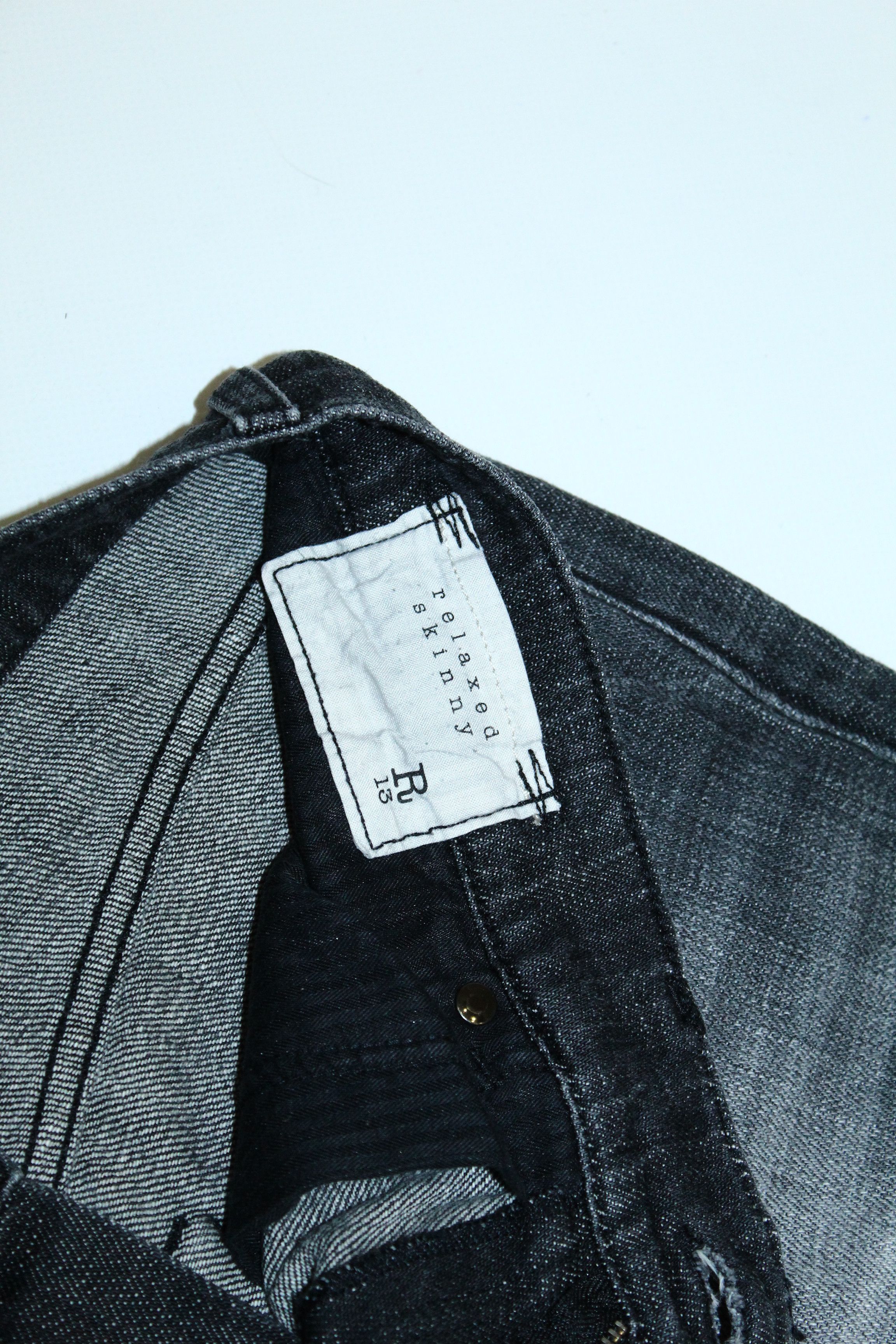 R13 R13 Relaxed Skinny Destroyer Light Wash Fading Denim Jeans Size US 30 / EU 46 - 6 Thumbnail