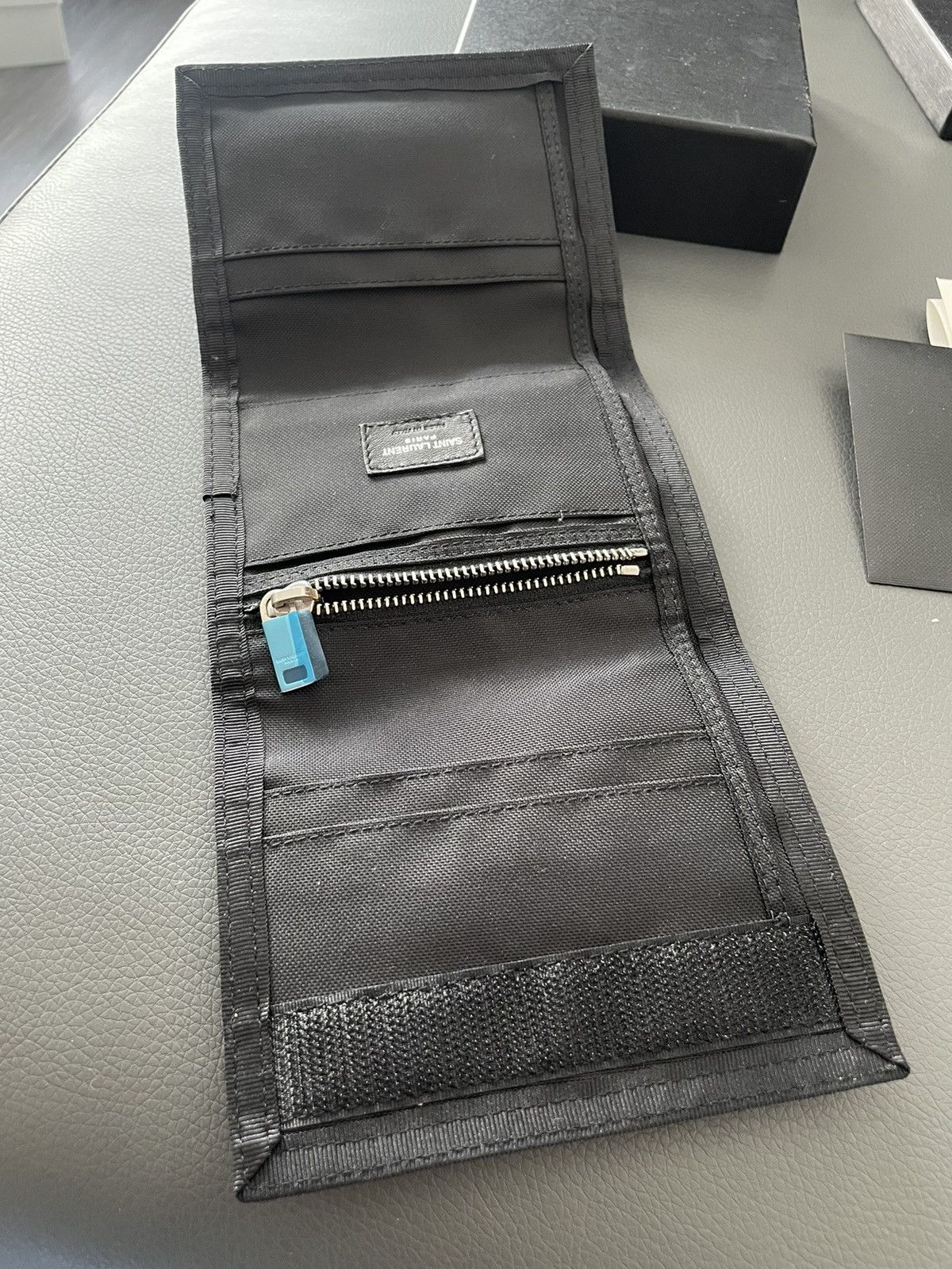 Saint Laurent Paris × Yves Saint Laurent Rare Brand NEW Runway Star Unisex Wallet Limited Edition Size ONE SIZE - 13 Thumbnail